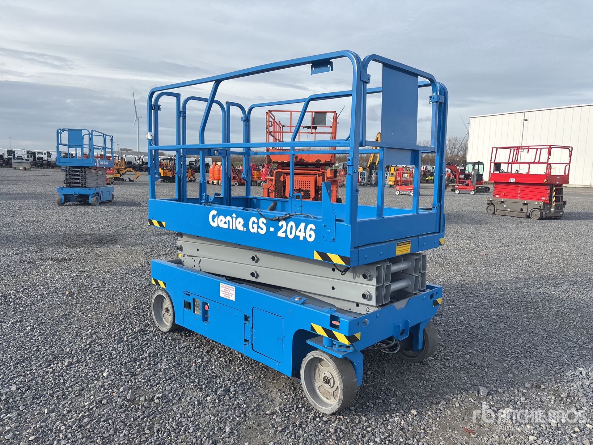 General Appearance with Picture, Right Front Corner