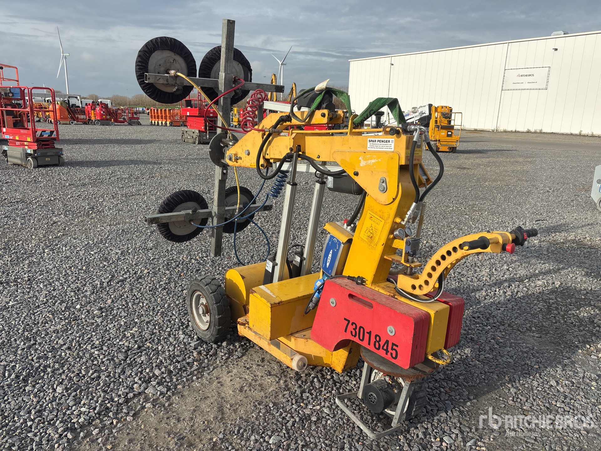 General Appearance with Picture, Right Front Corner