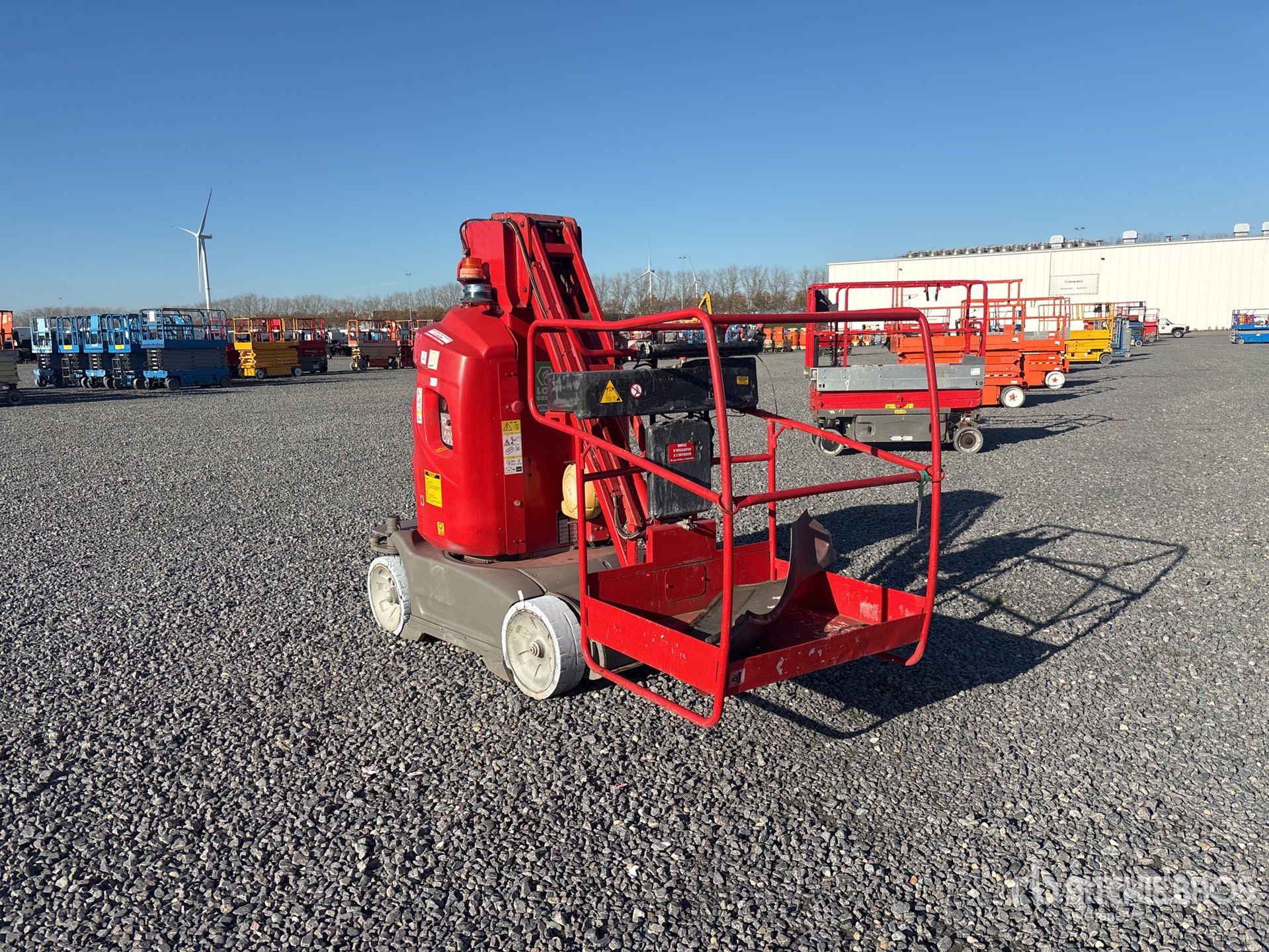 General Appearance with Imagen: esquina trasera izquierda