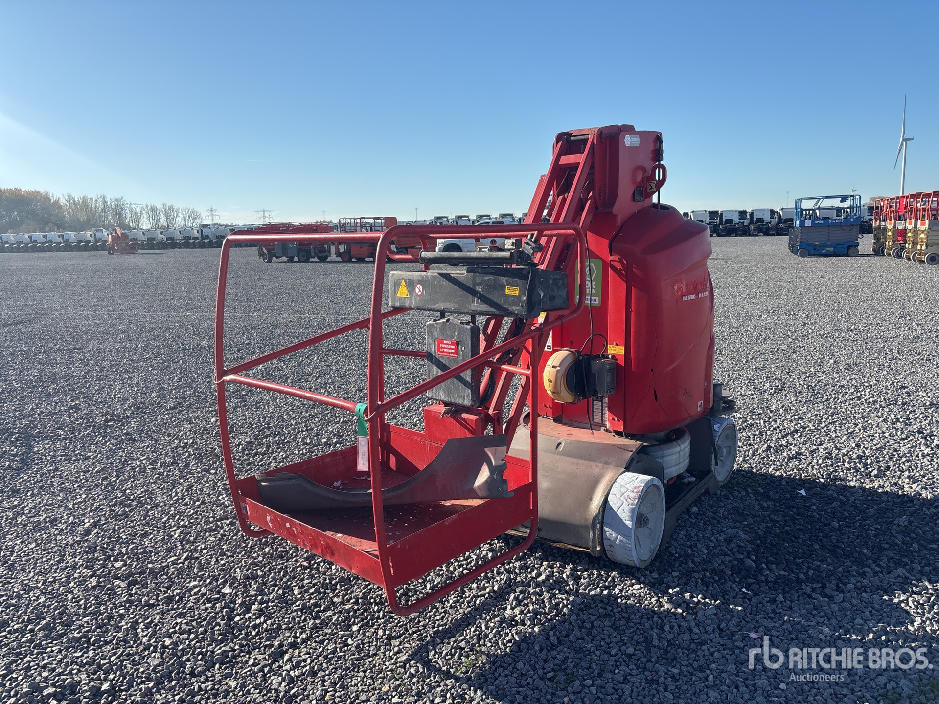 General Appearance with Imagen: esquina trasera derecha