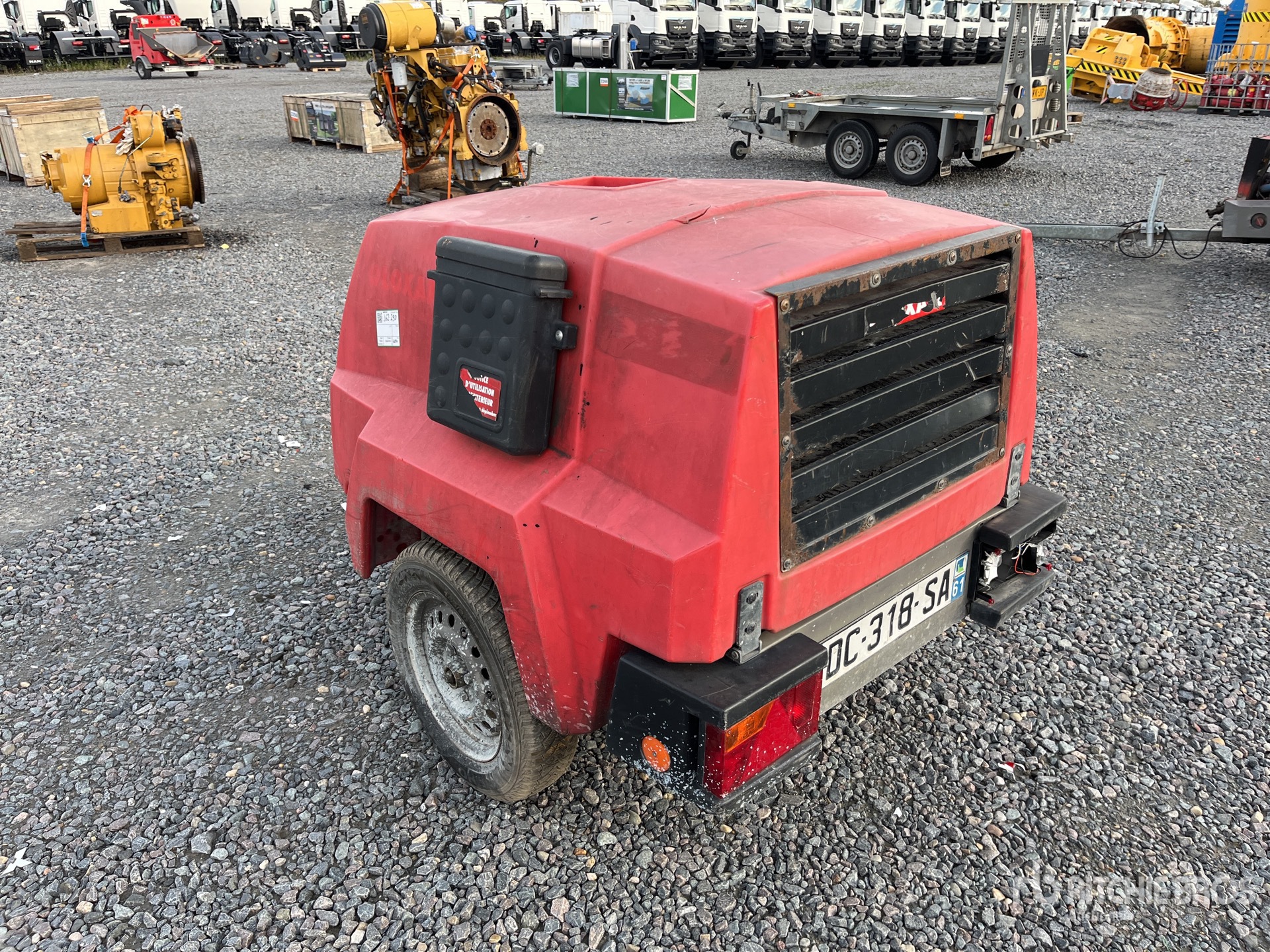 General Appearance with Picture, Left Rear Corner