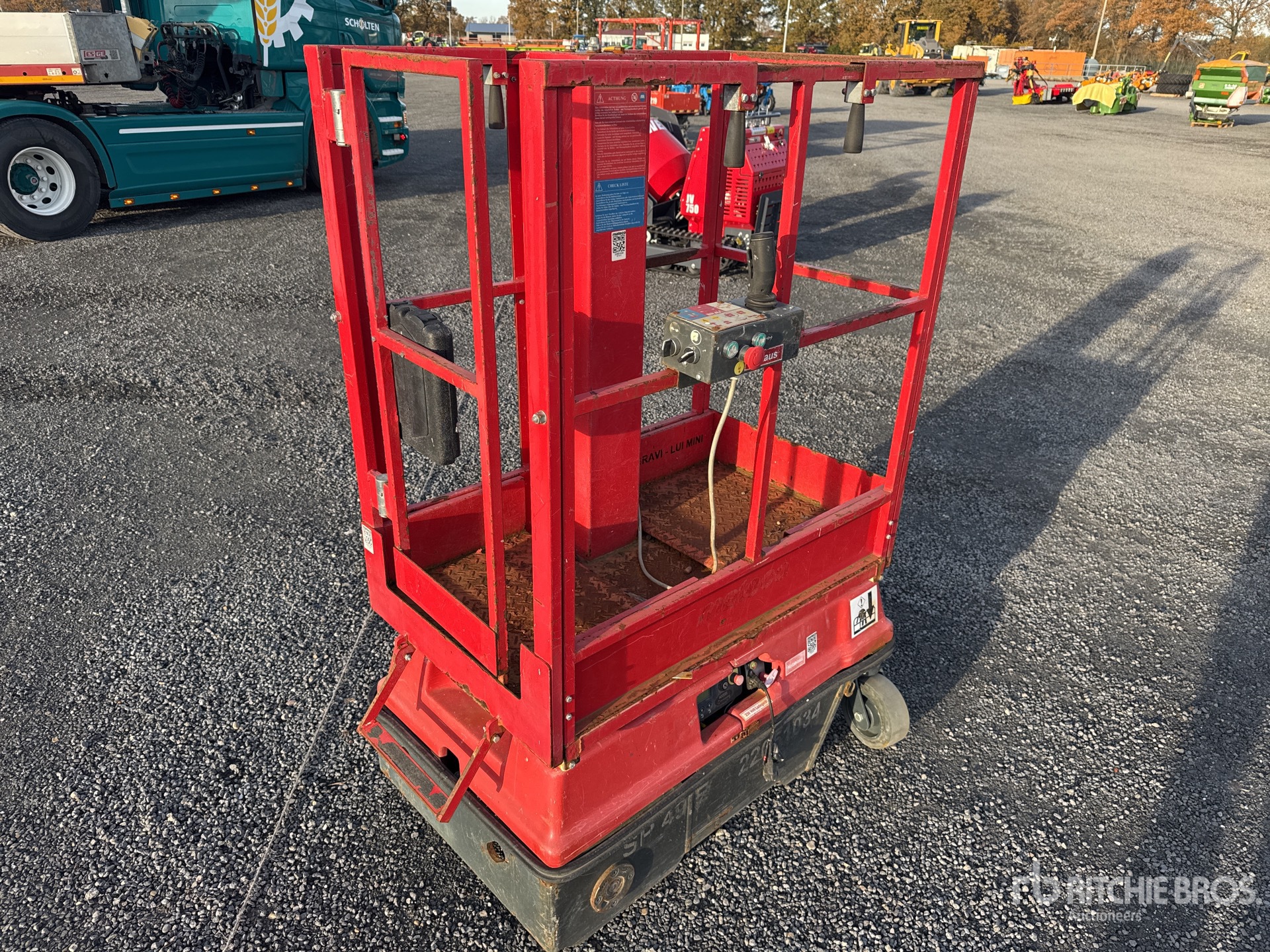 General Appearance with Picture, Left Rear Corner