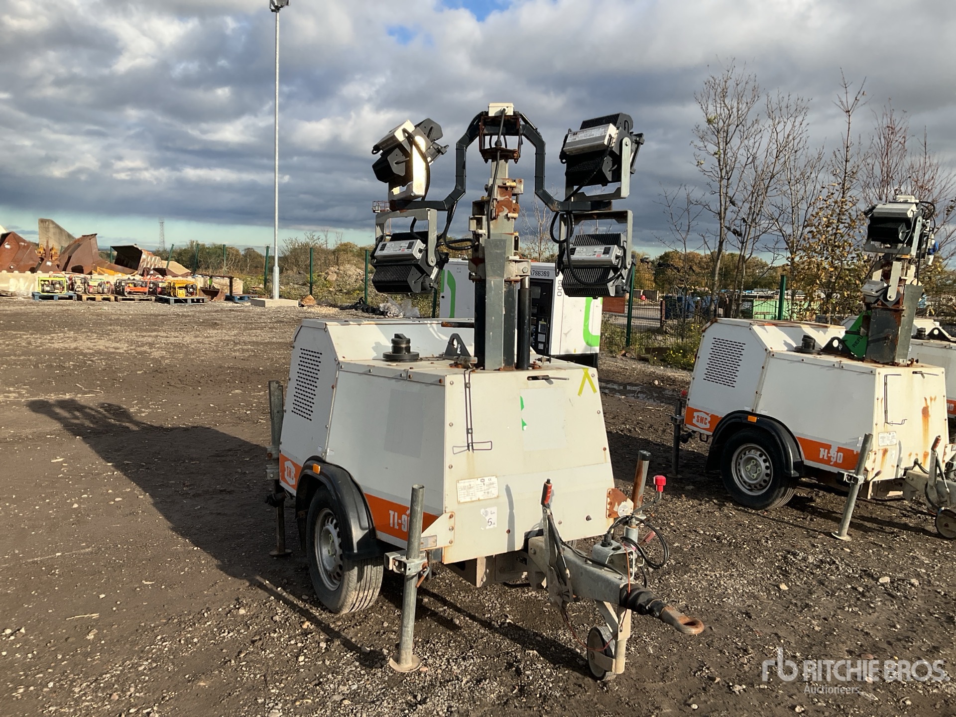 General Appearance with Picture, Right Front Corner