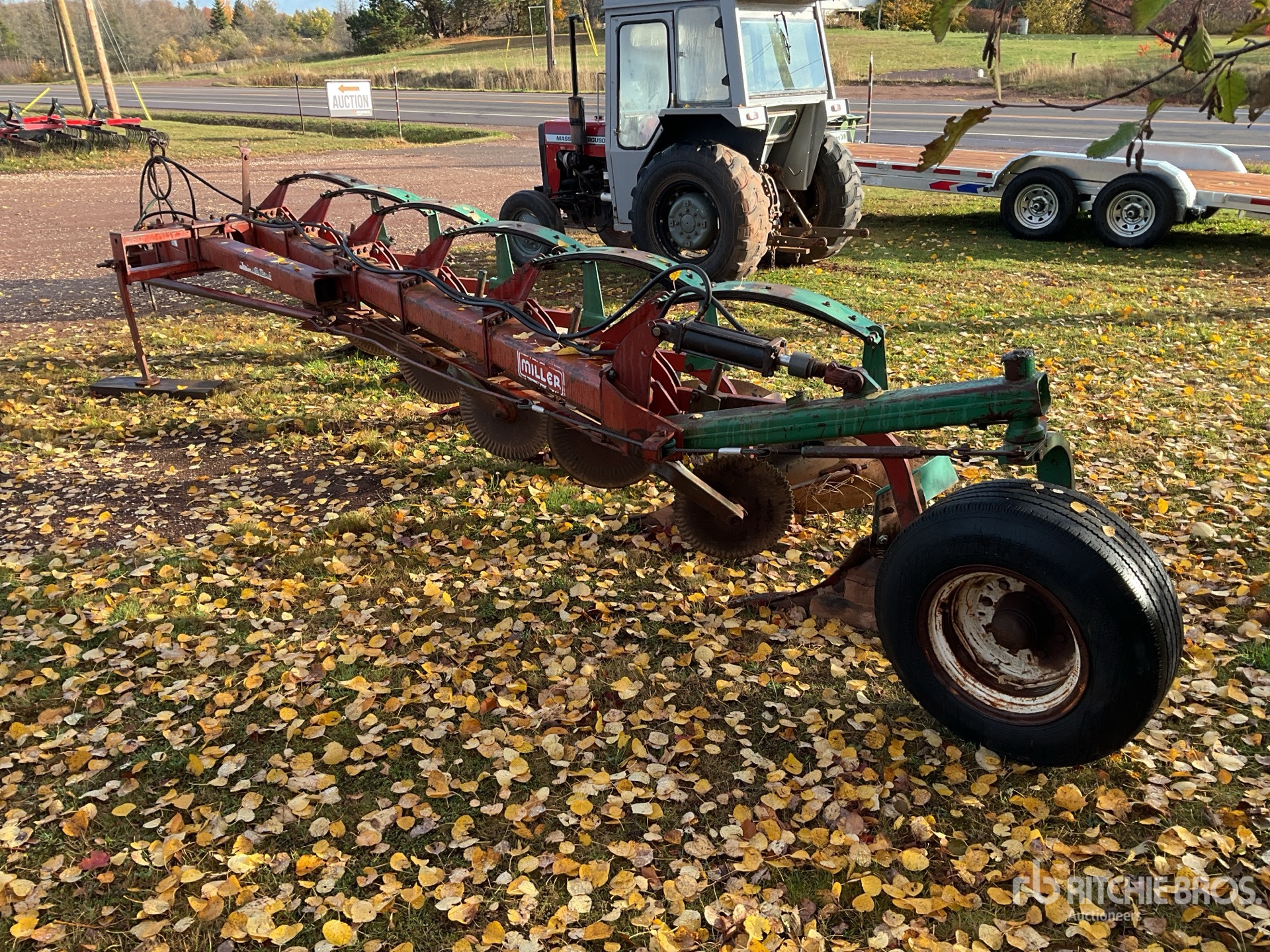 Aspect général with Image, coin arrière gauche