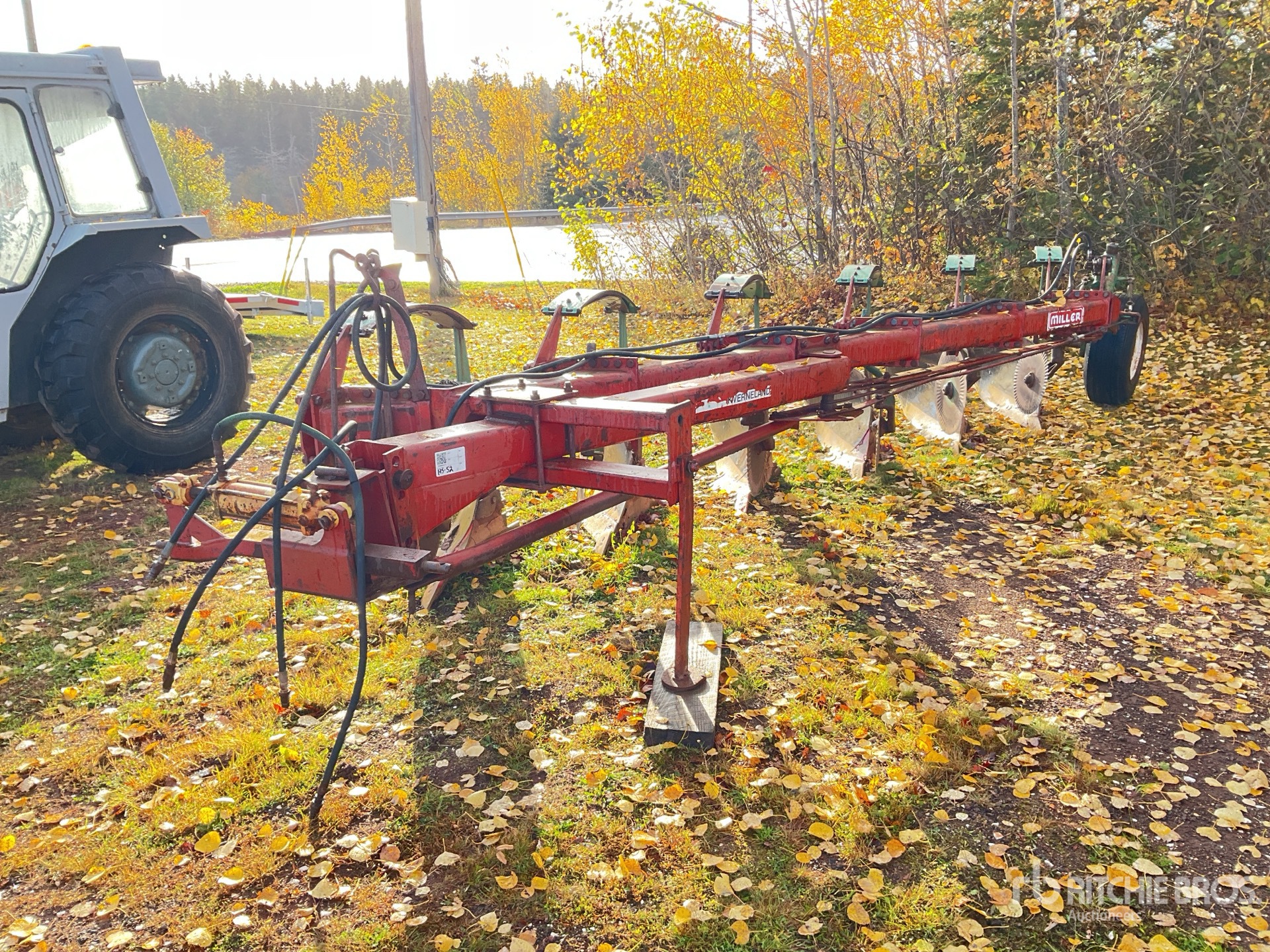 Aspect général with Image, coin avant gauche