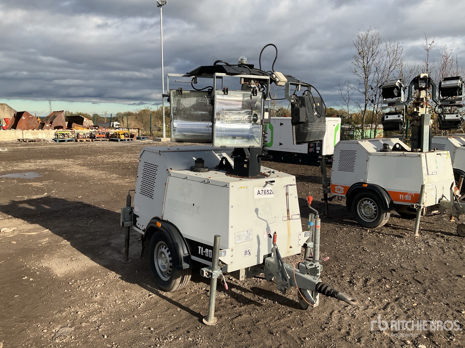 General Appearance with Picture, Right Front Corner