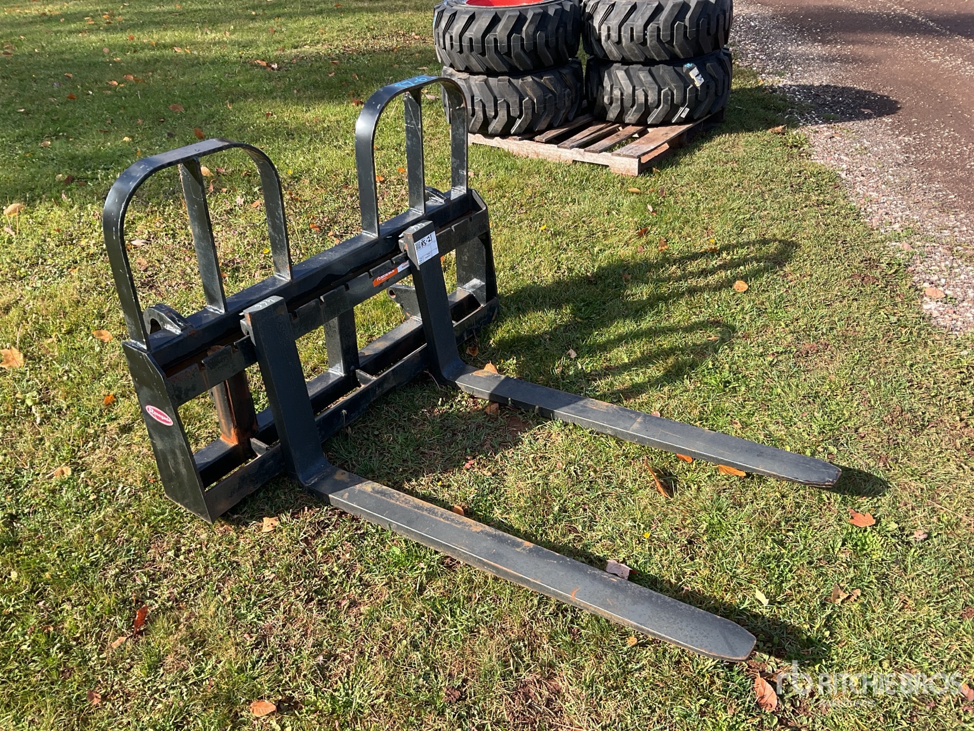 Aspect général with Image, coin avant droit