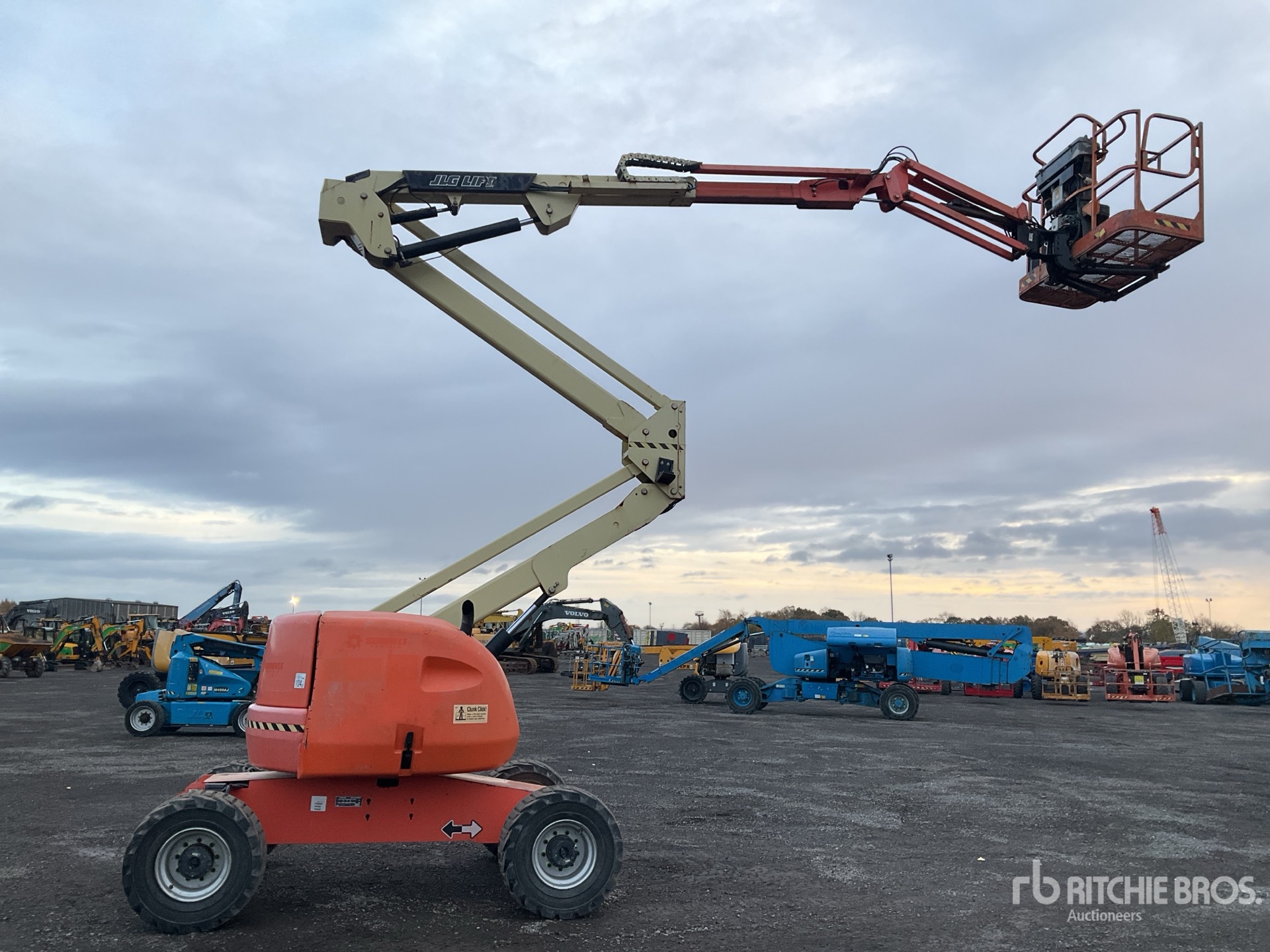 General Appearance with Featured Photo