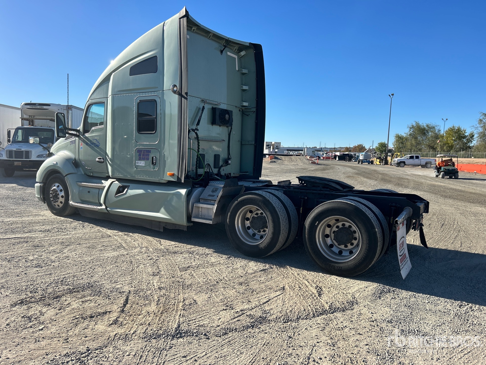 General Appearance with Picture, Left Rear Corner