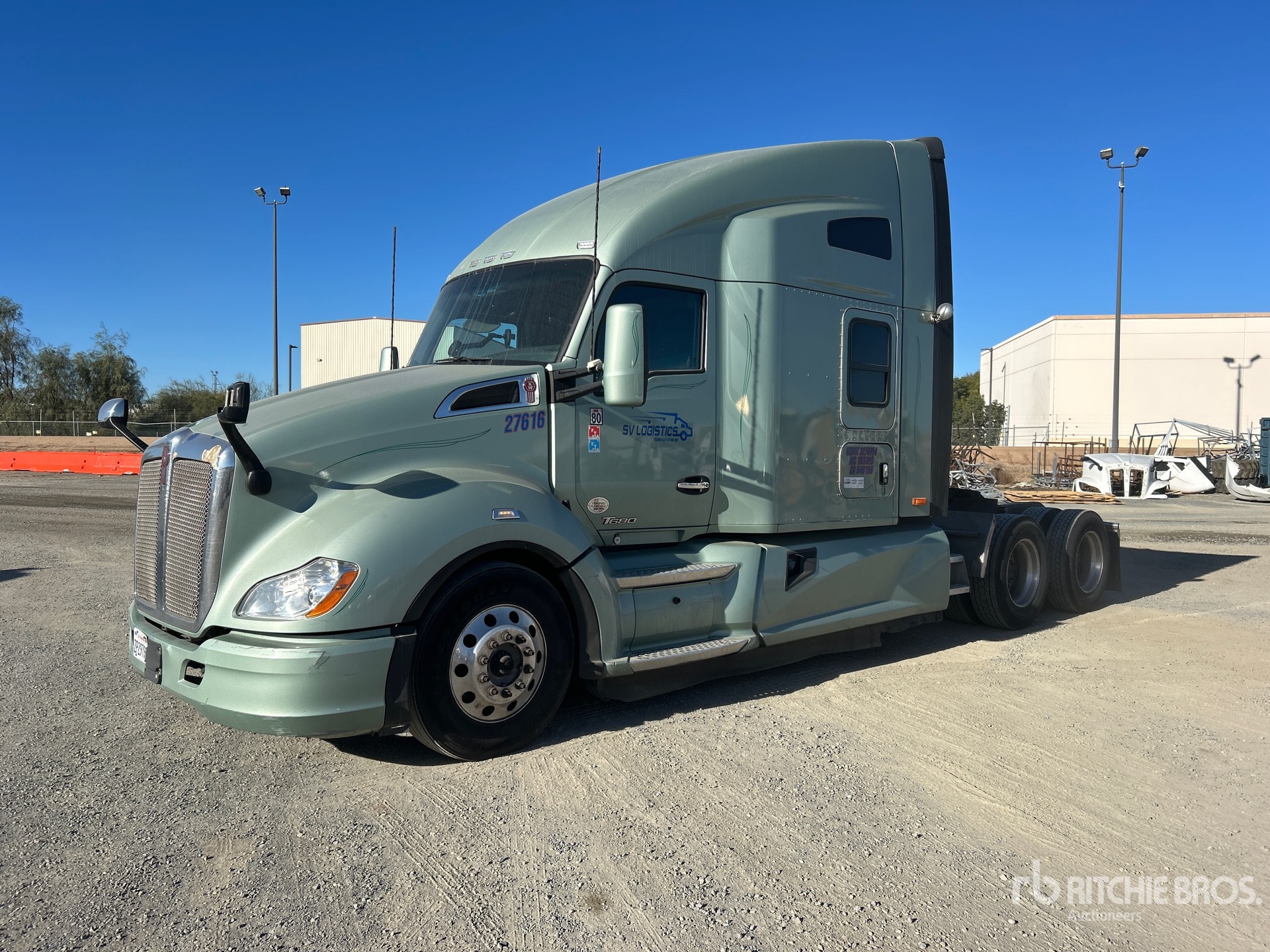 General Appearance with Picture, Left Front Corner