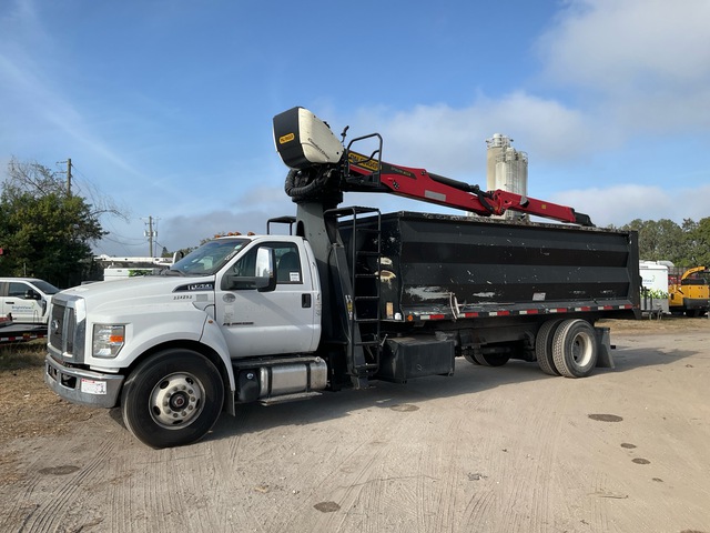 2018 Palfinger M13A80 9260 lb Articulated Boom on 2018 Ford F-750 4x2 Grapple Truck