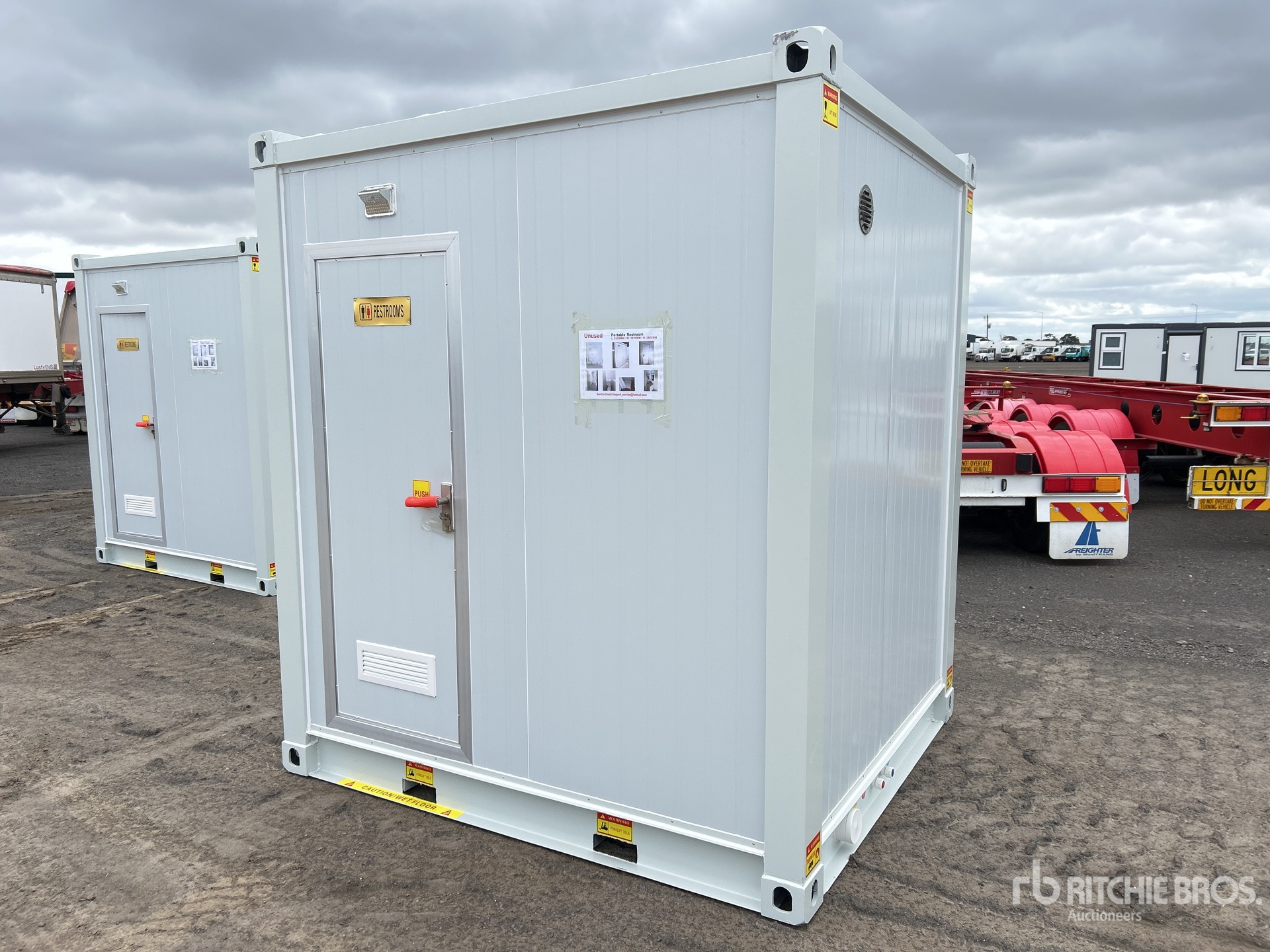 General Appearance with Picture, Left Front Corner