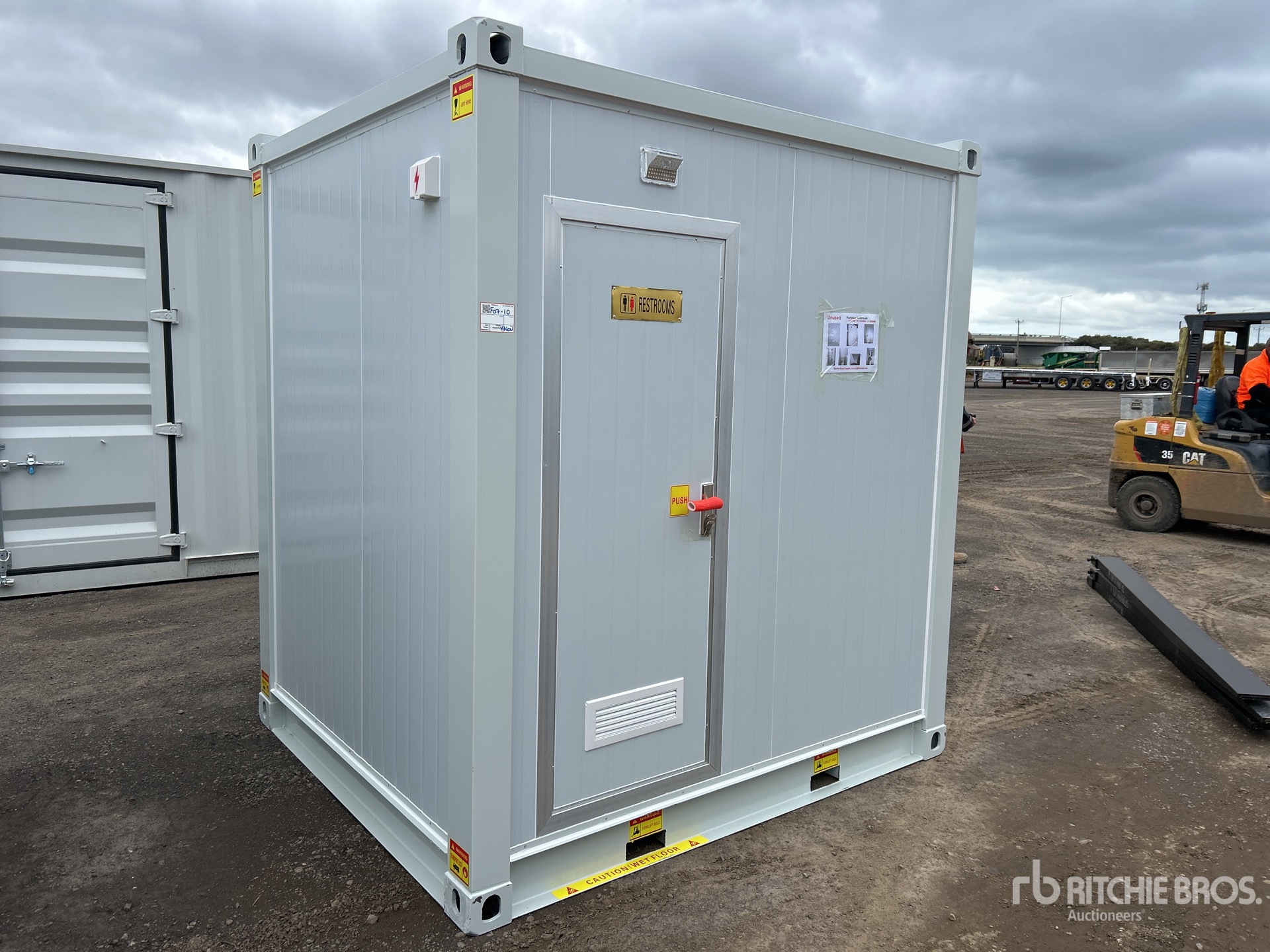 General Appearance with Picture, Right Front Corner