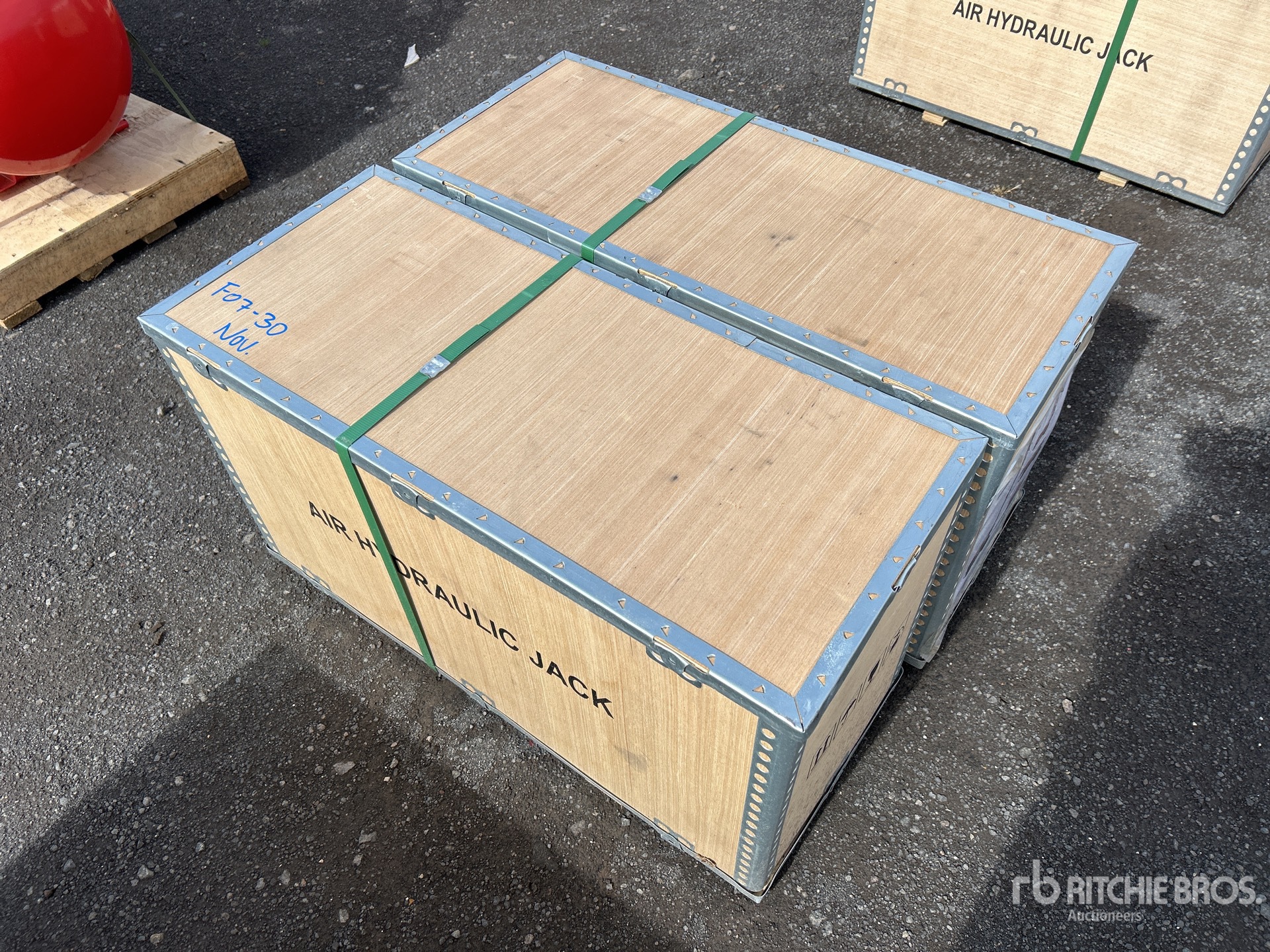 General Appearance with Foto, angolo anteriore sinistro