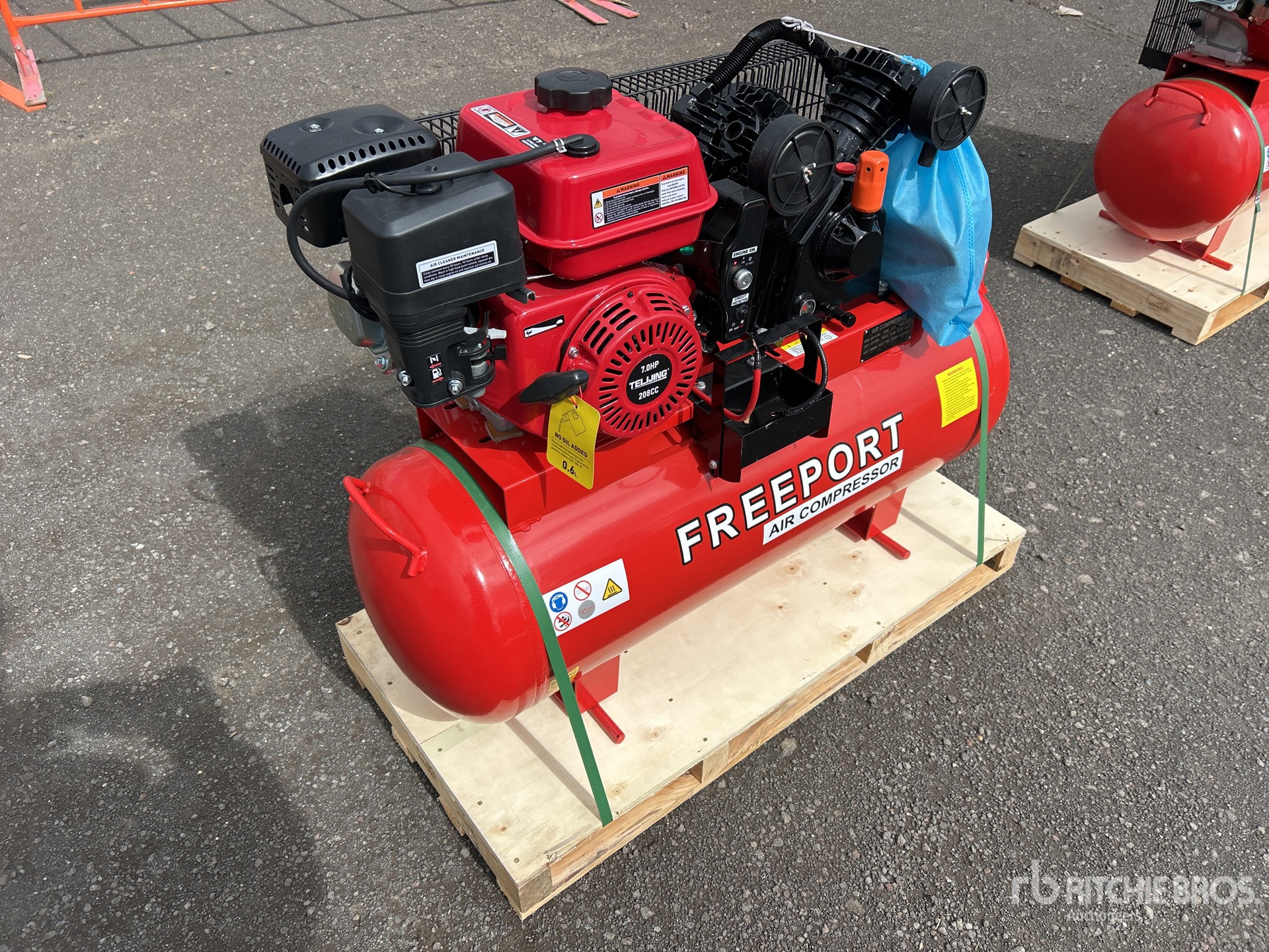 General Appearance with Picture, Right Front Corner