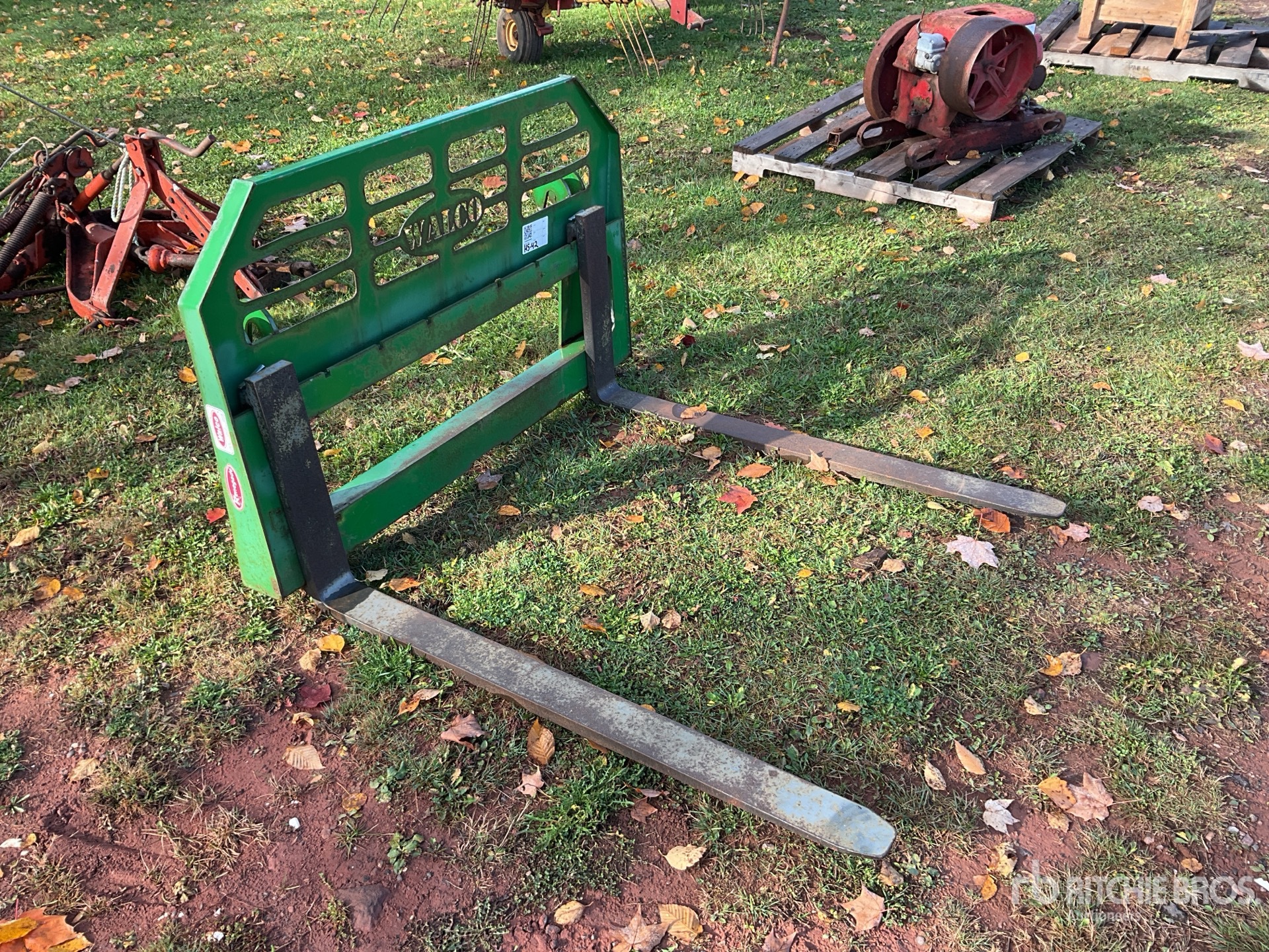 Aspect général with Image, coin avant droit