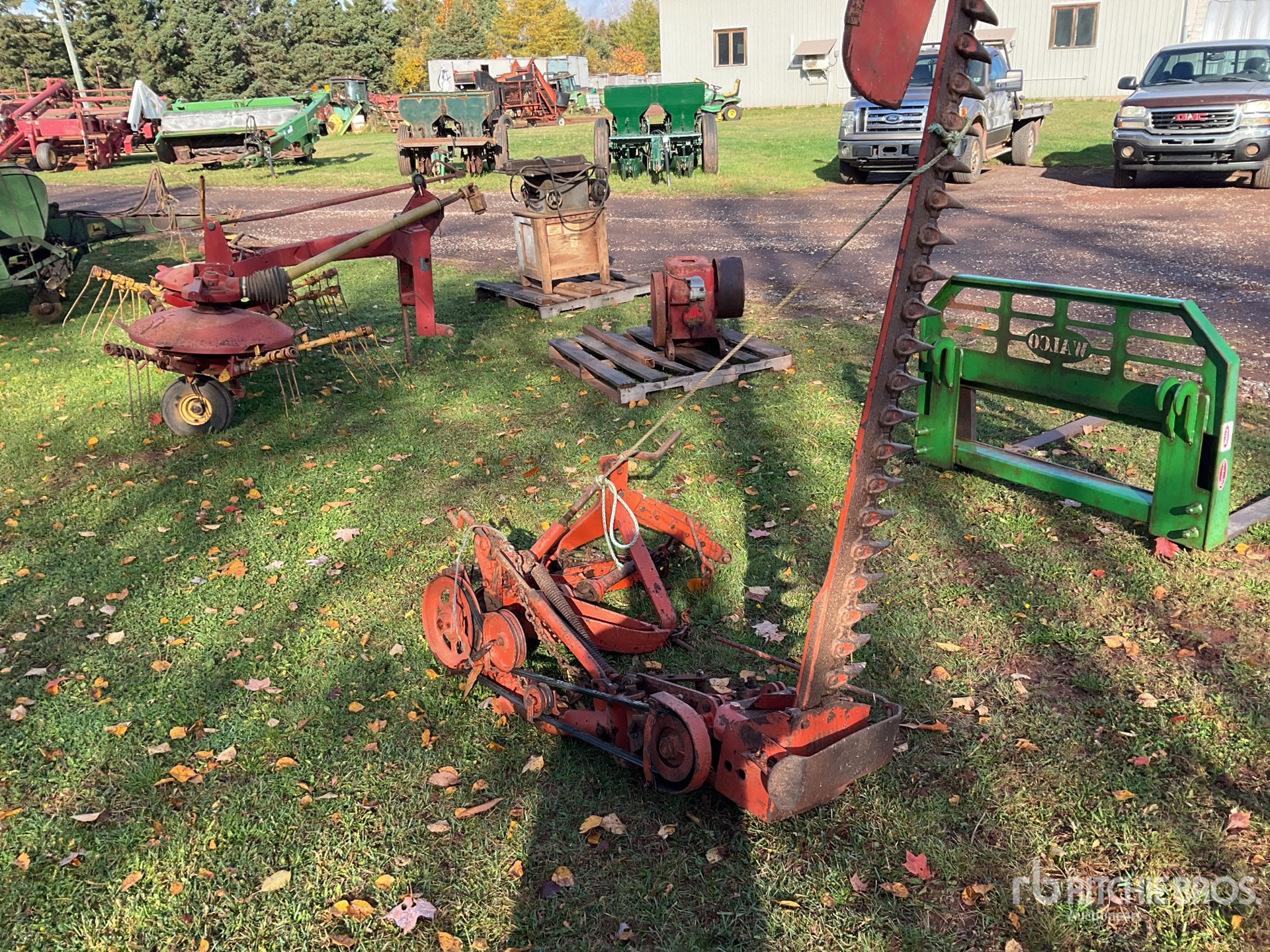 General Appearance with Bild, Ecke hinten rechts