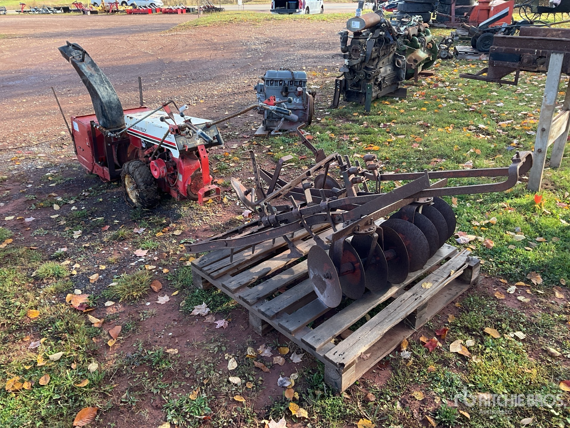 General Appearance with Bild, Ecke hinten links