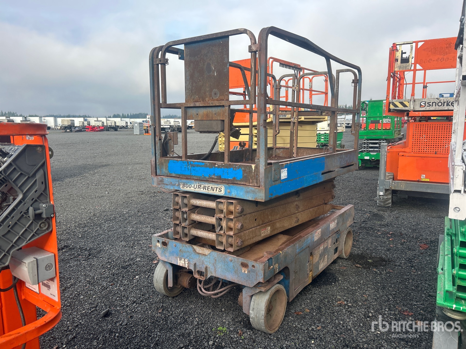 General Appearance with Picture, Left Front Corner