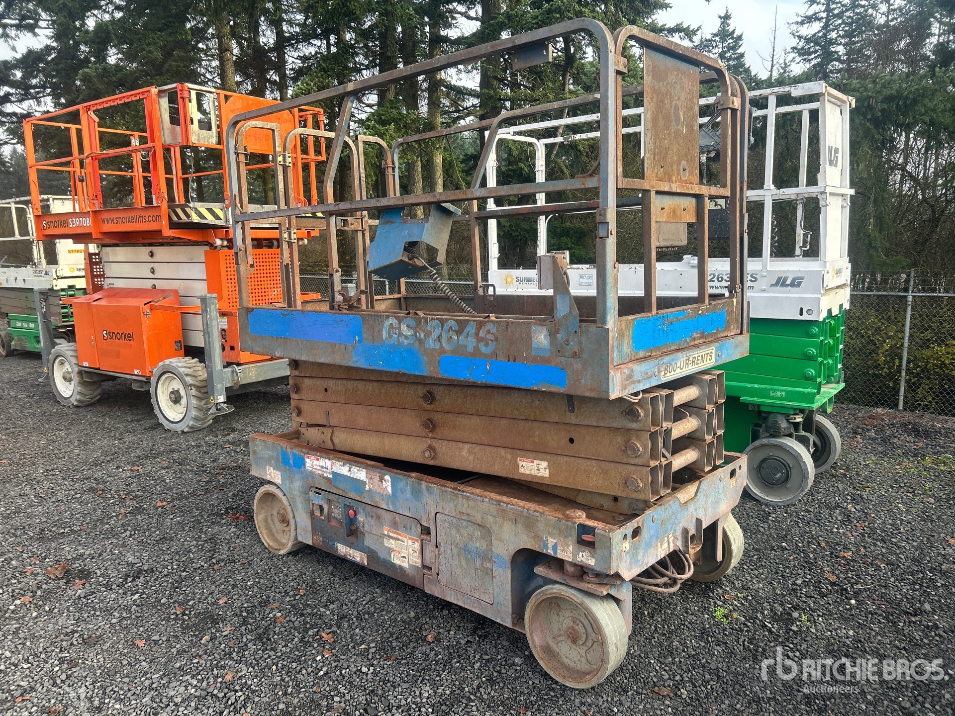 General Appearance with Picture, Right Front Corner