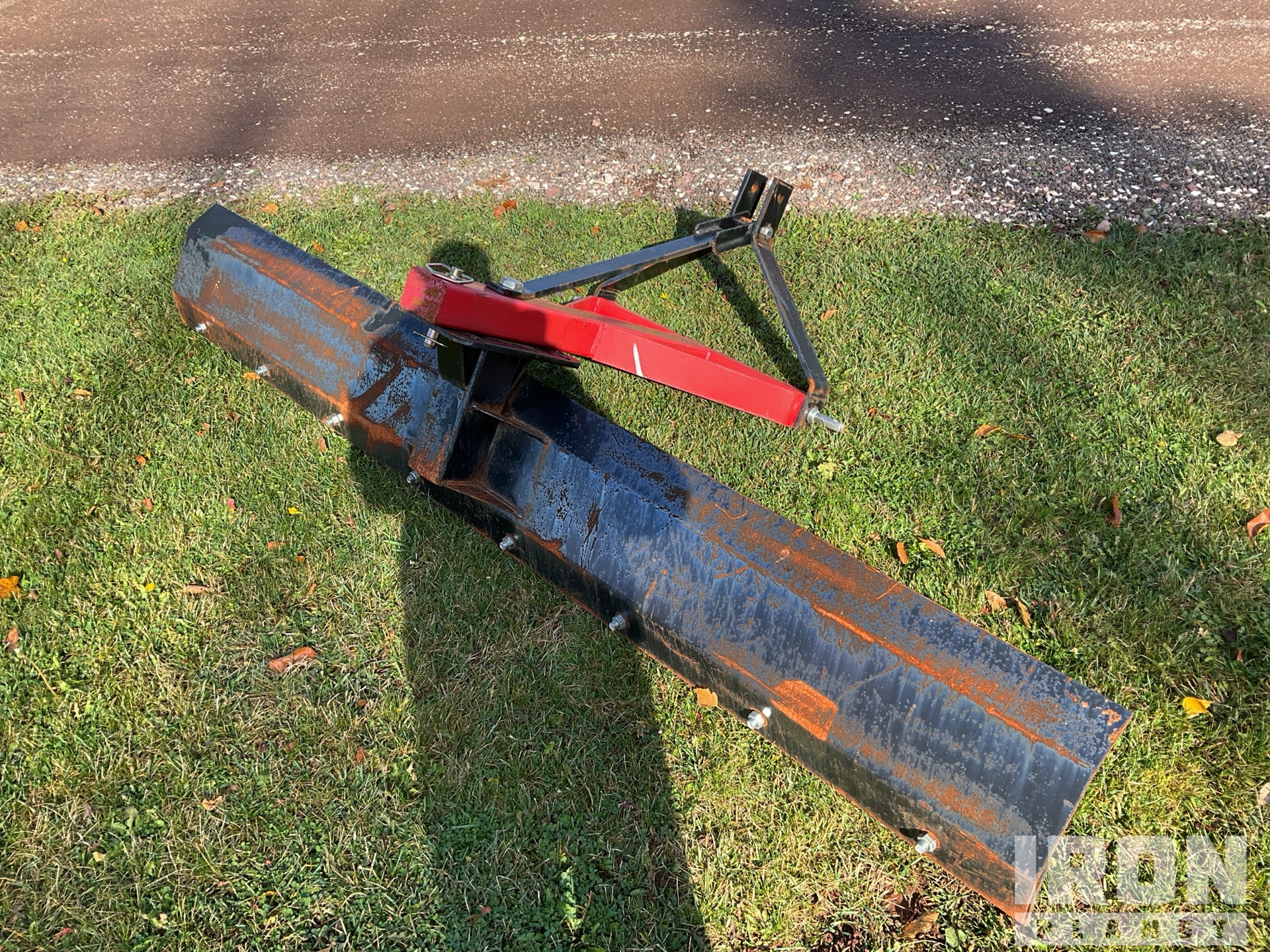 Aspect général with Image, coin arrière droit