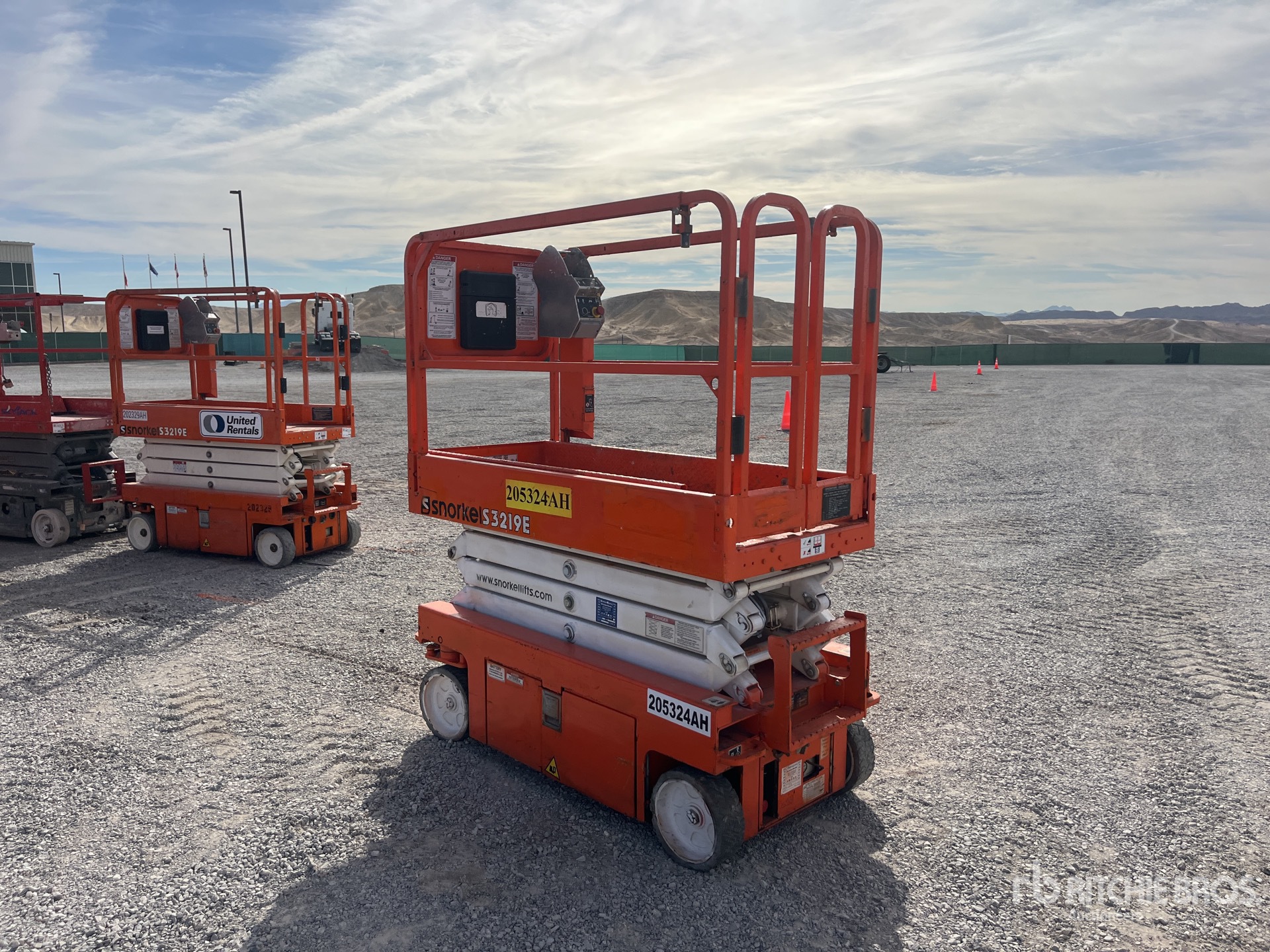 General Appearance with Image, coin arrière droit