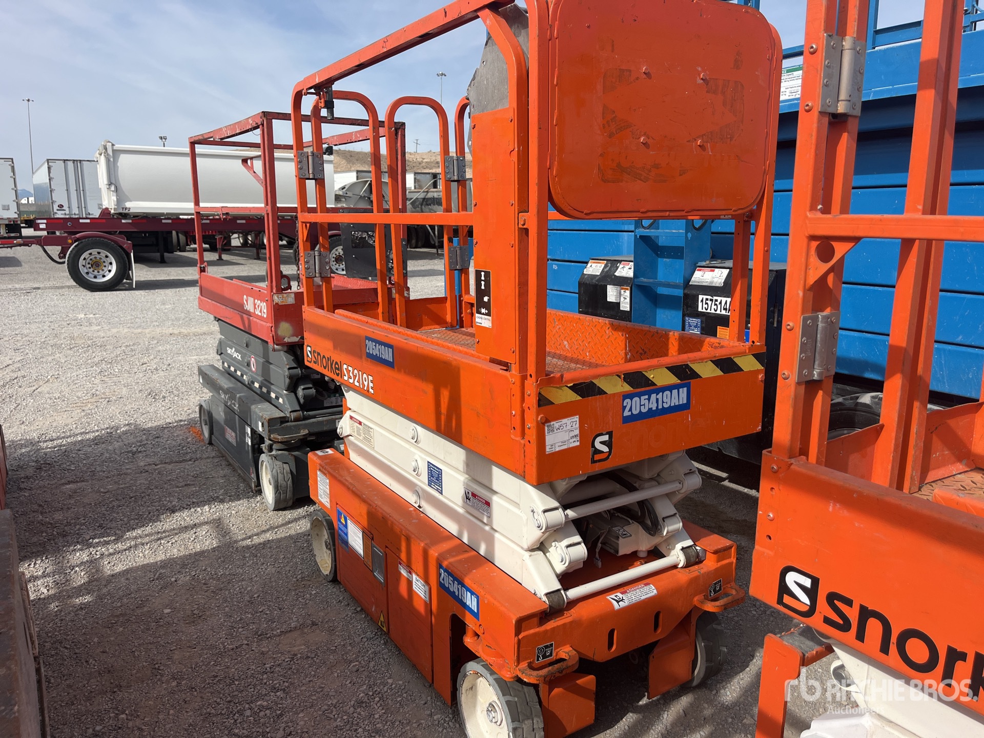 General Appearance with Image, coin arrière droit