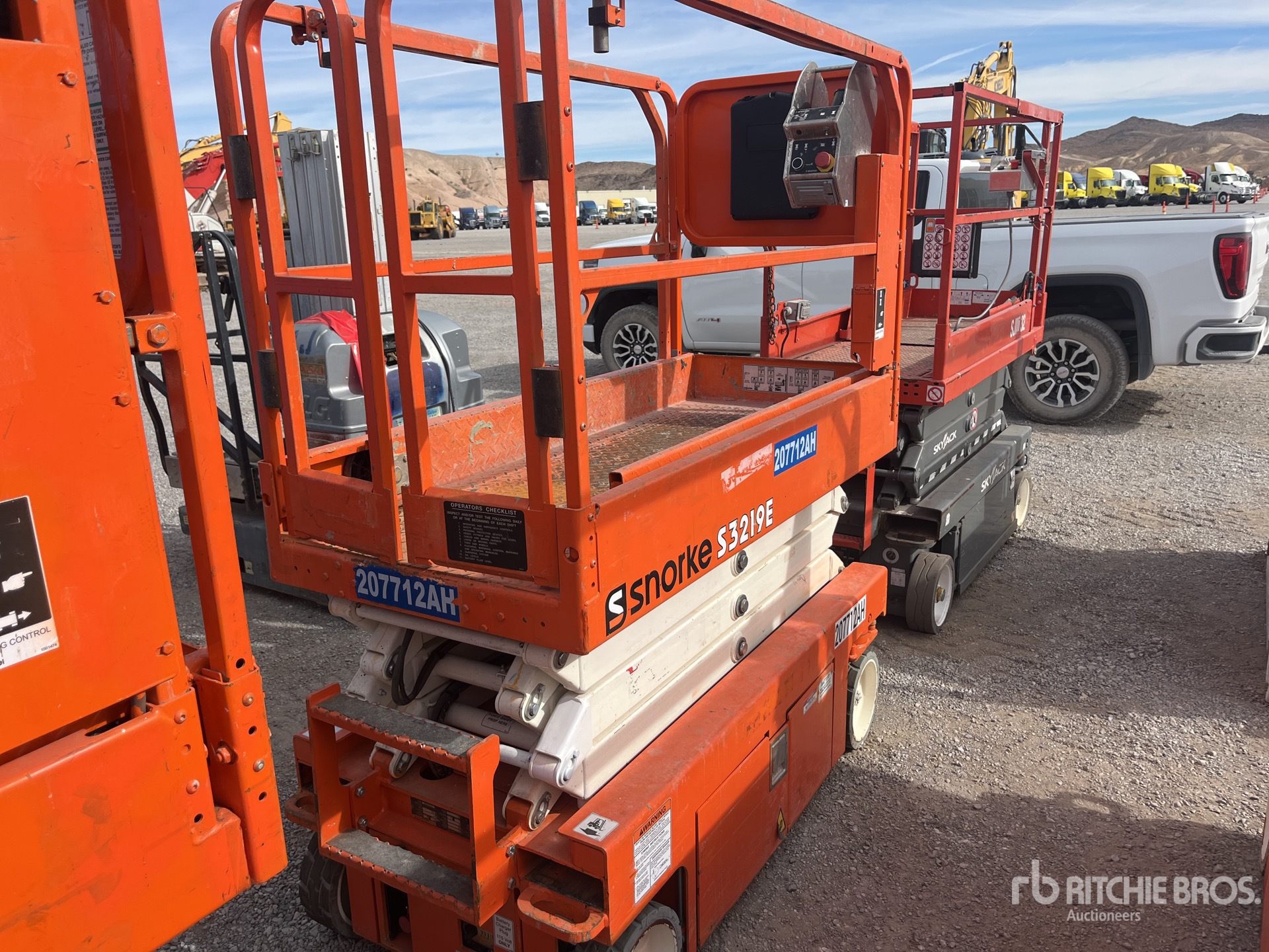 General Appearance with Image, coin arrière droit