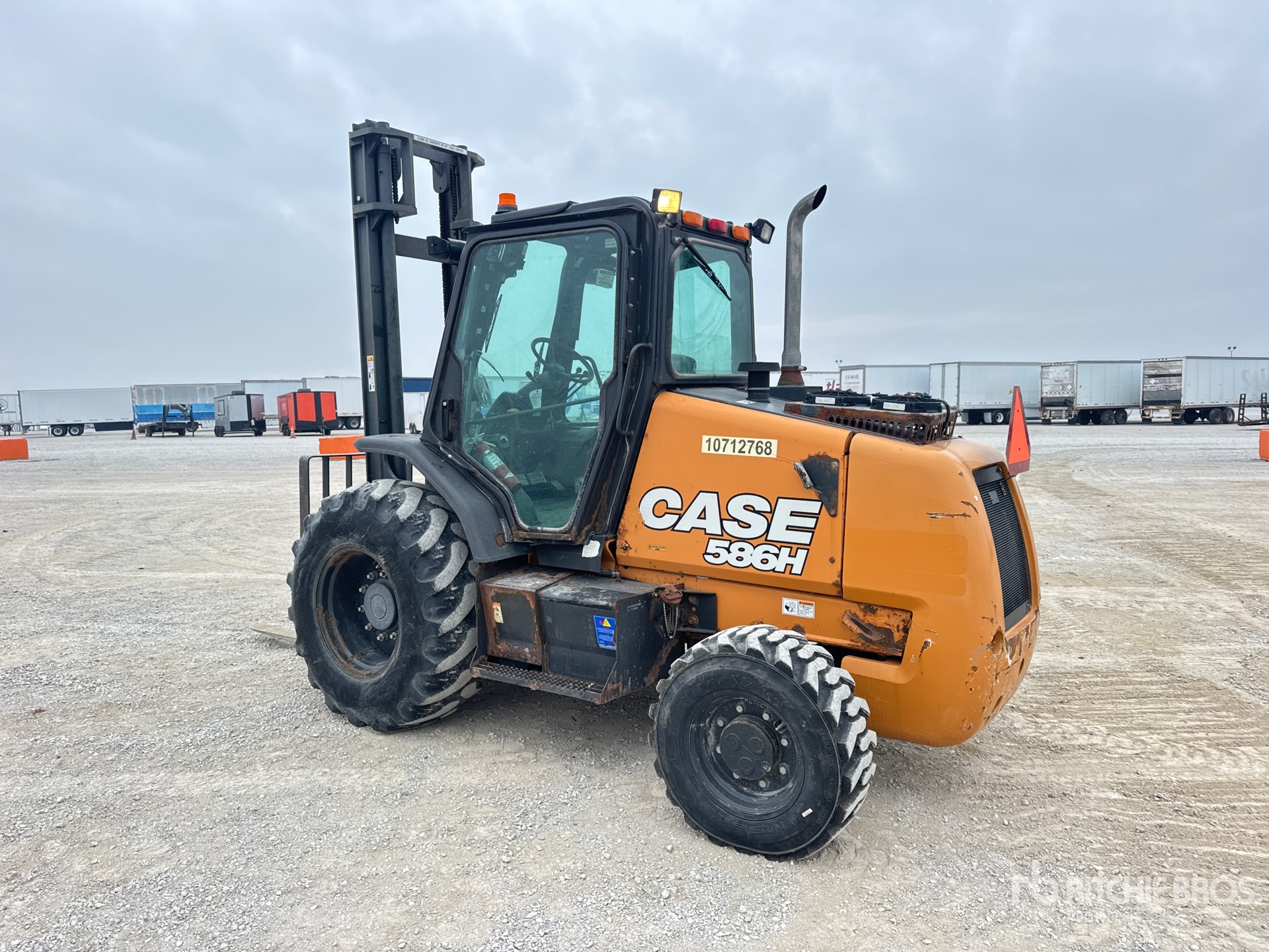 General Appearance with Bild, Ecke hinten links