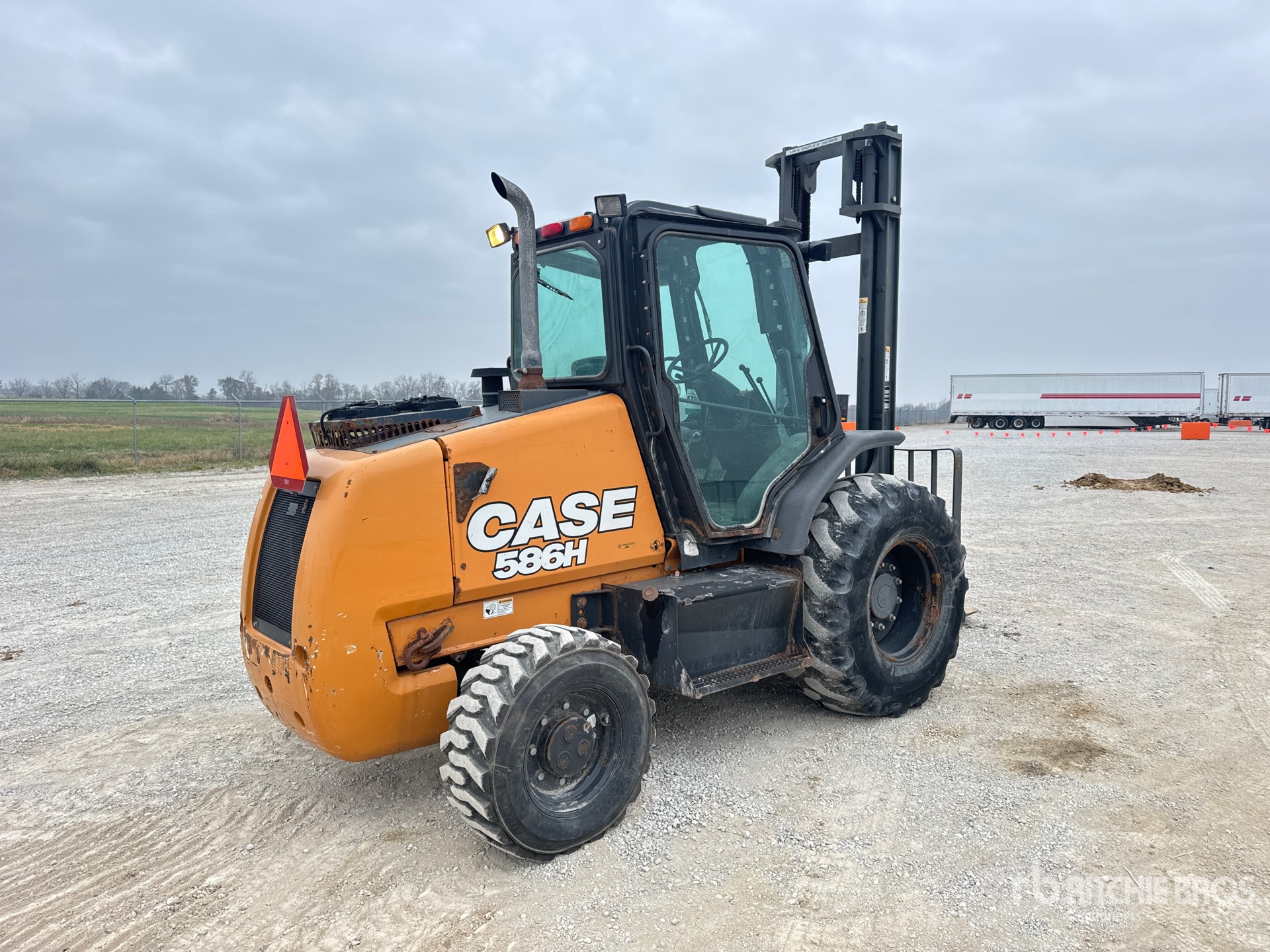 General Appearance with Bild, Ecke hinten rechts