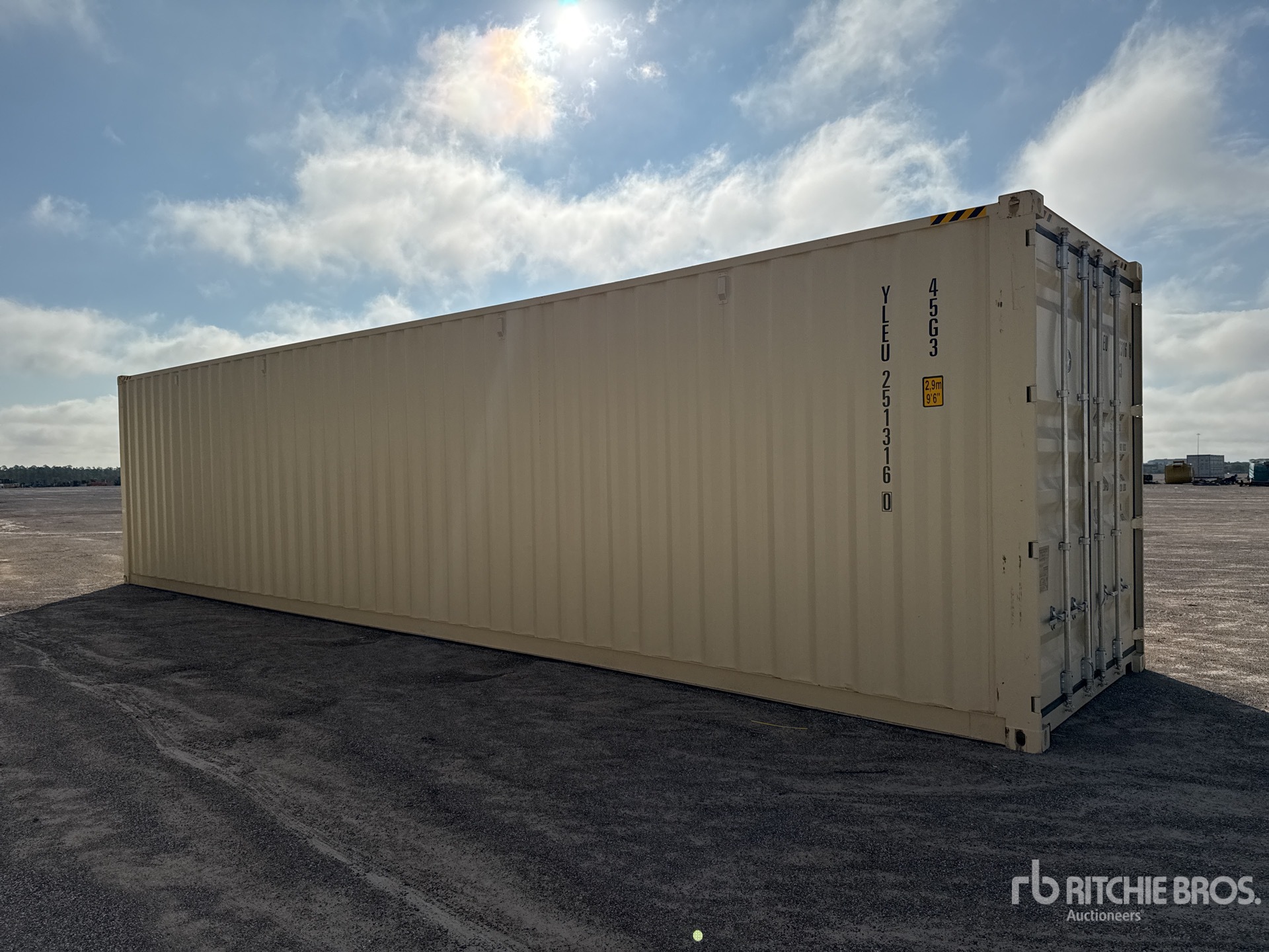 General Appearance with Image, coin arrière droit