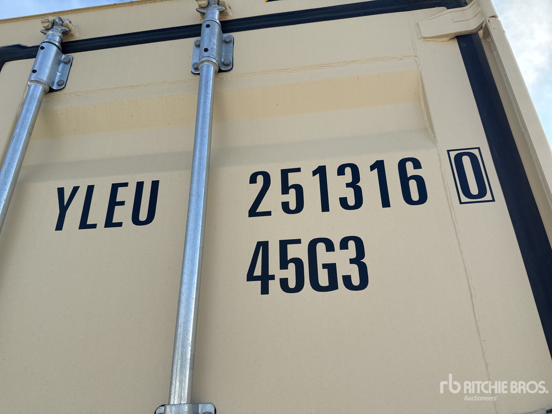 General Appearance with Numéro de série/Numéro d'identification du véhicule automobile