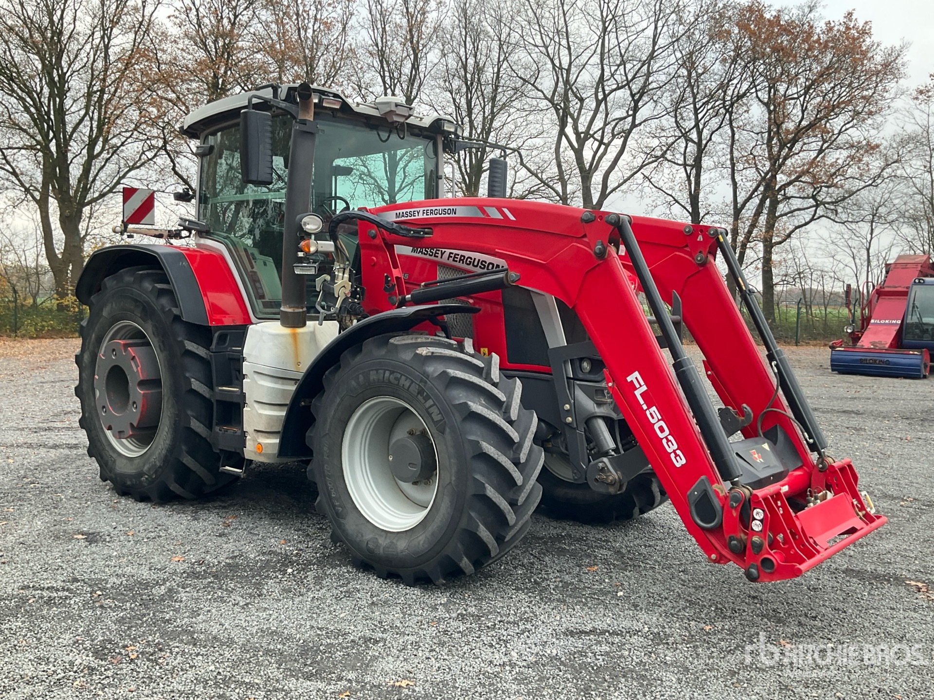 General Appearance with Bild, Ecke vorne rechts