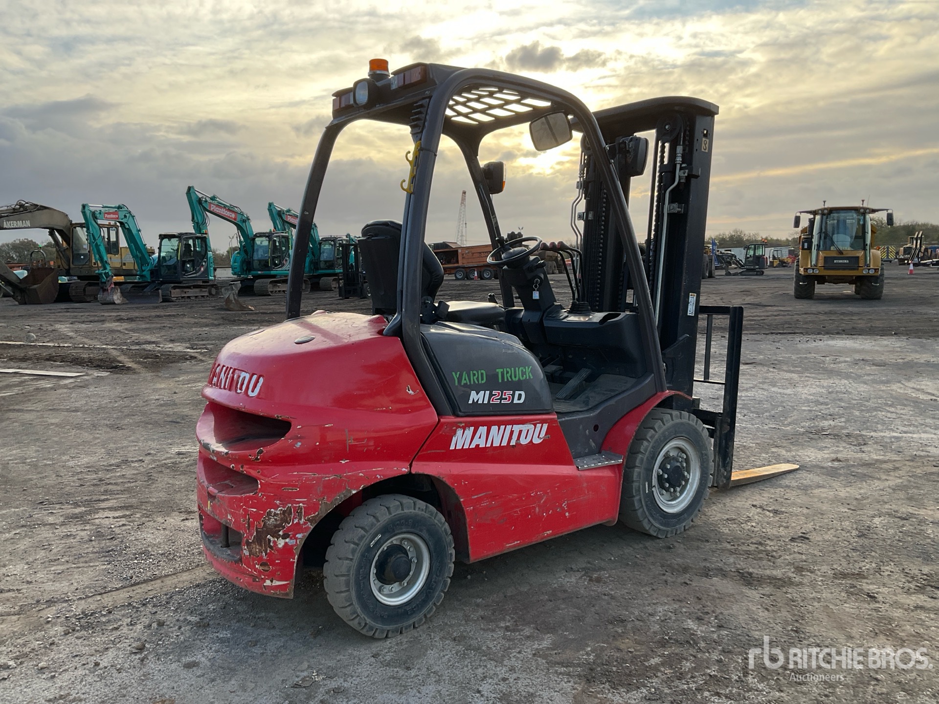 Aspect général with Image, coin arrière droit