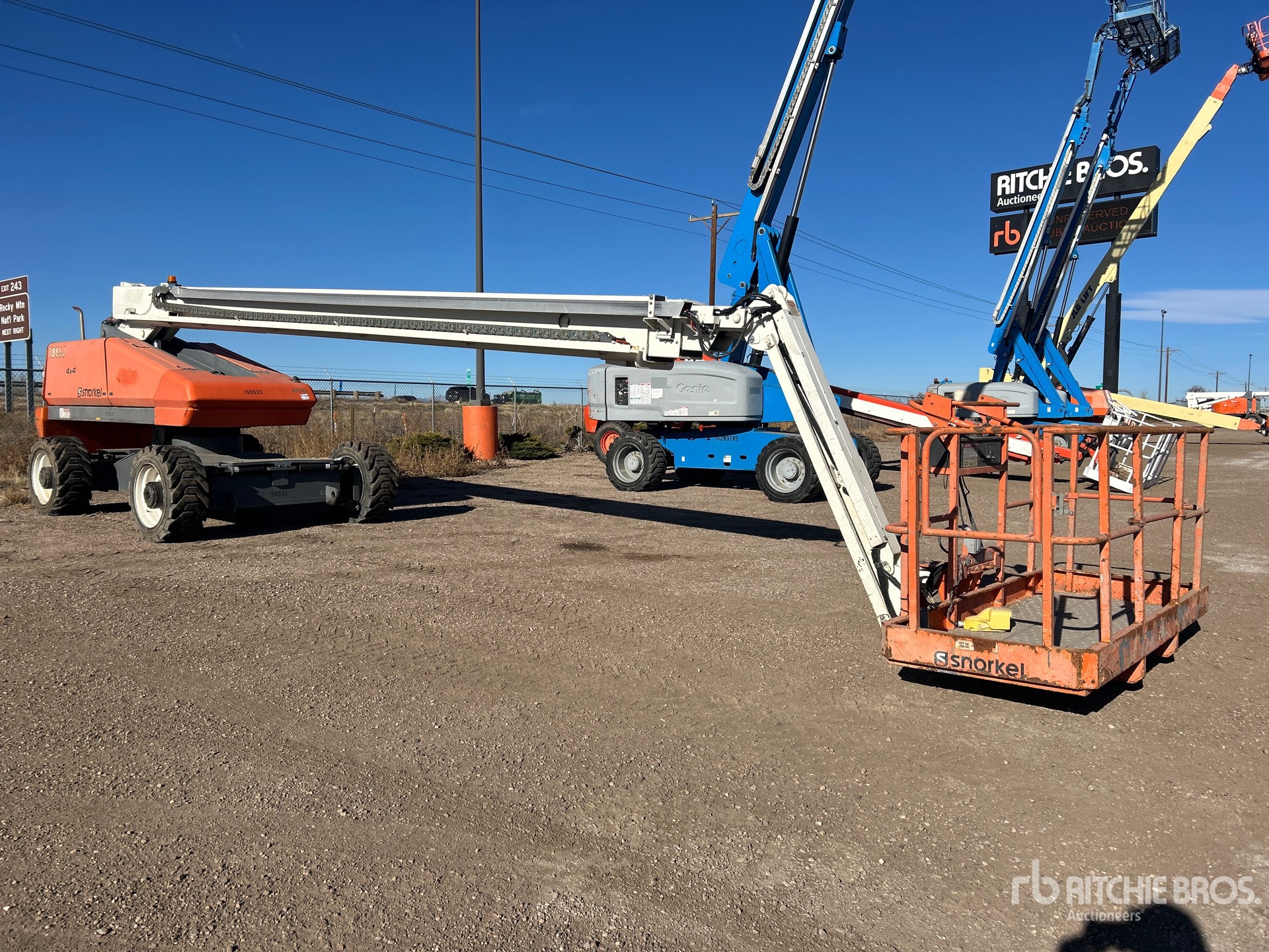 General Appearance with Picture, Right Front Corner