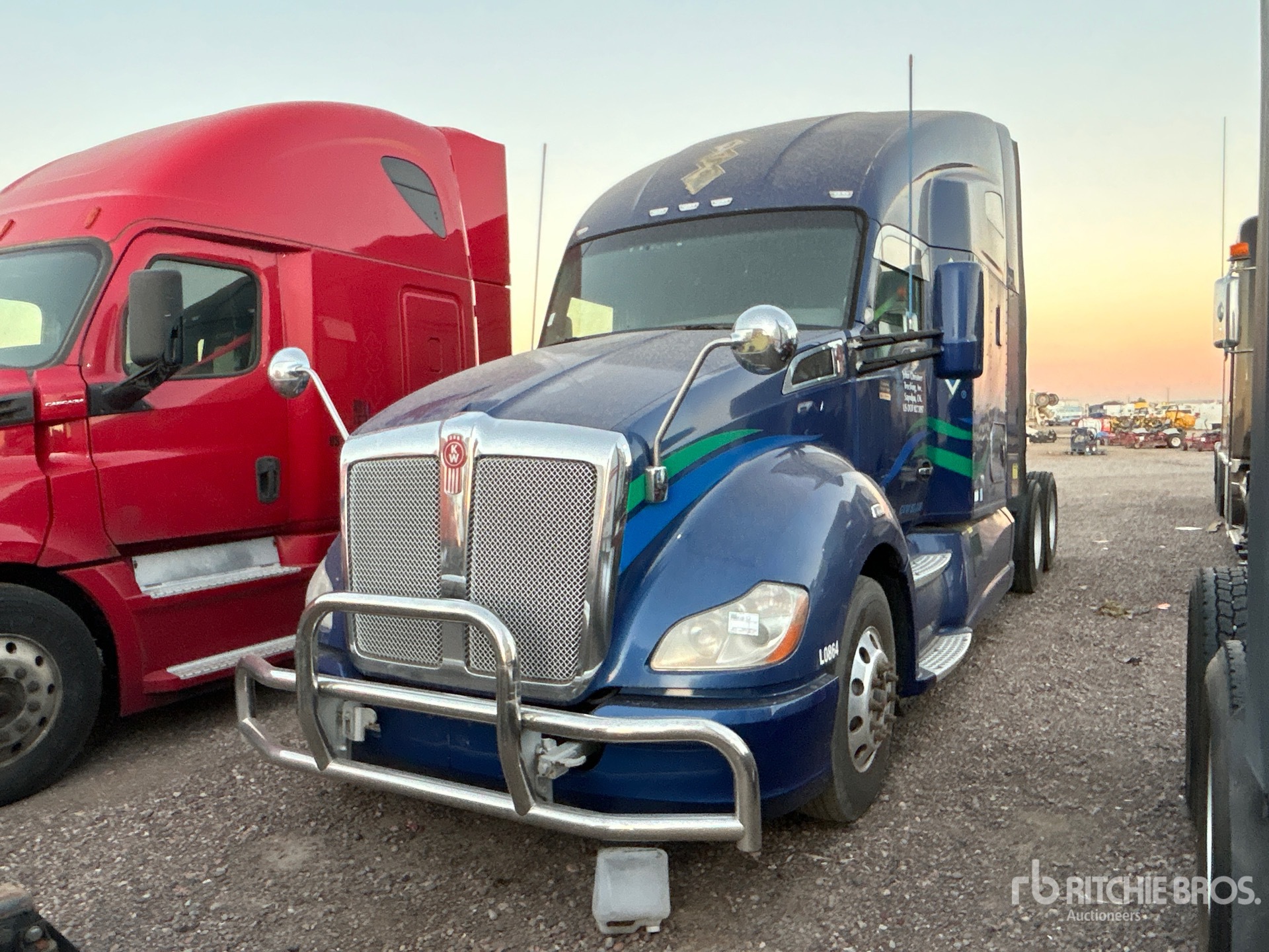 General Appearance with Imagen: esquina delantera izquierda