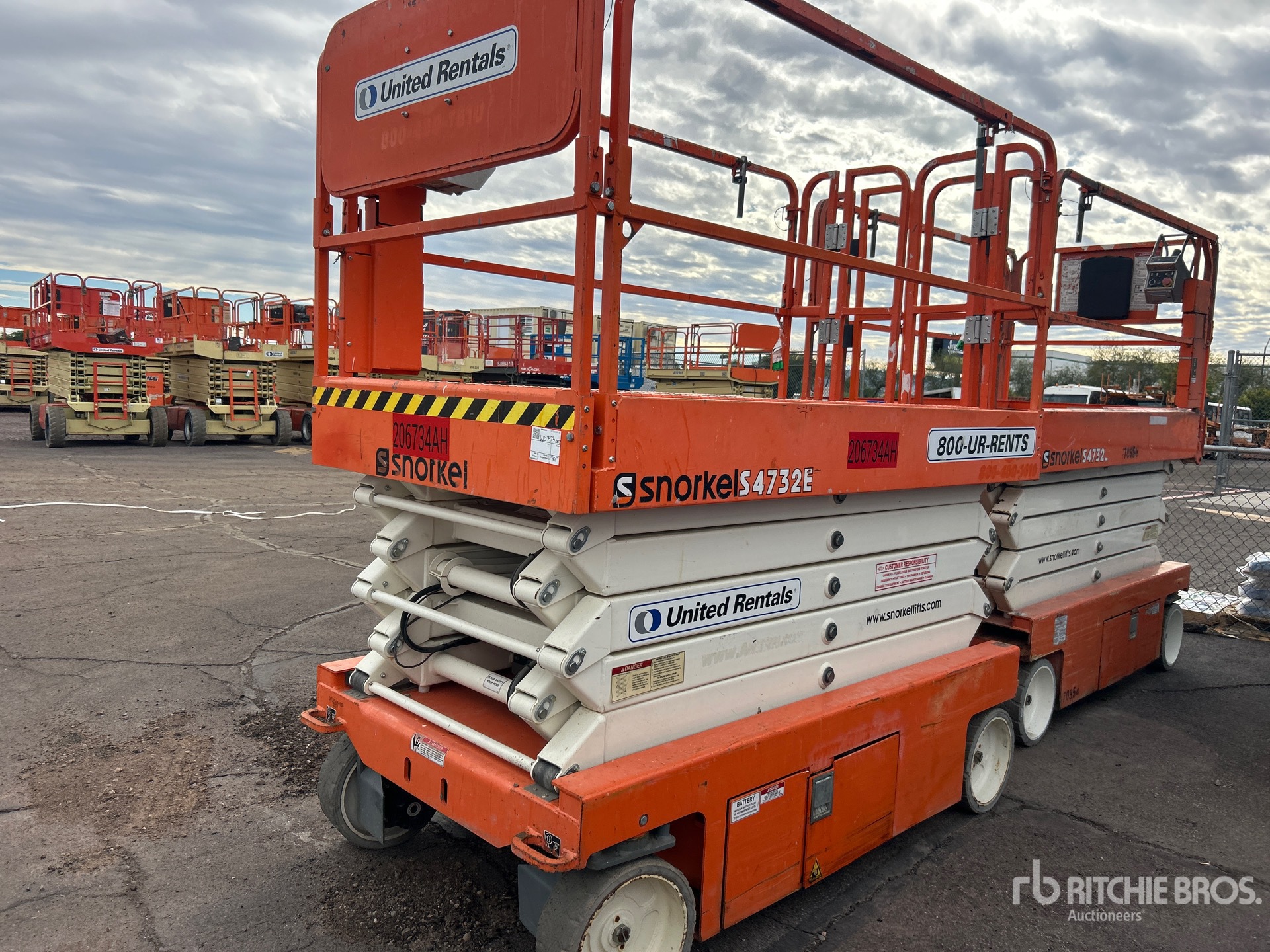 General Appearance with Imagen: esquina trasera izquierda