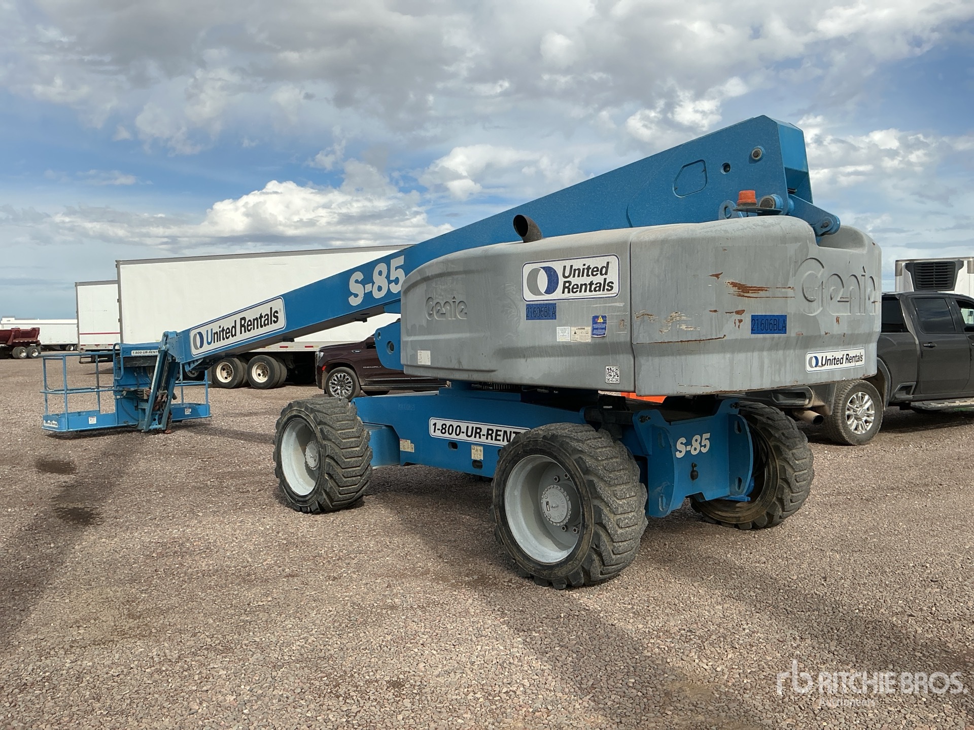 General Appearance with Picture, Left Rear Corner