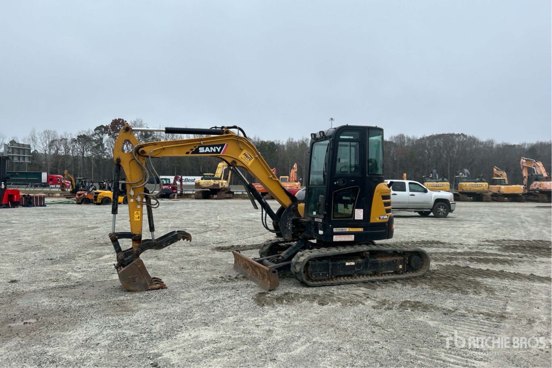 General Appearance with Picture, Left Front Corner