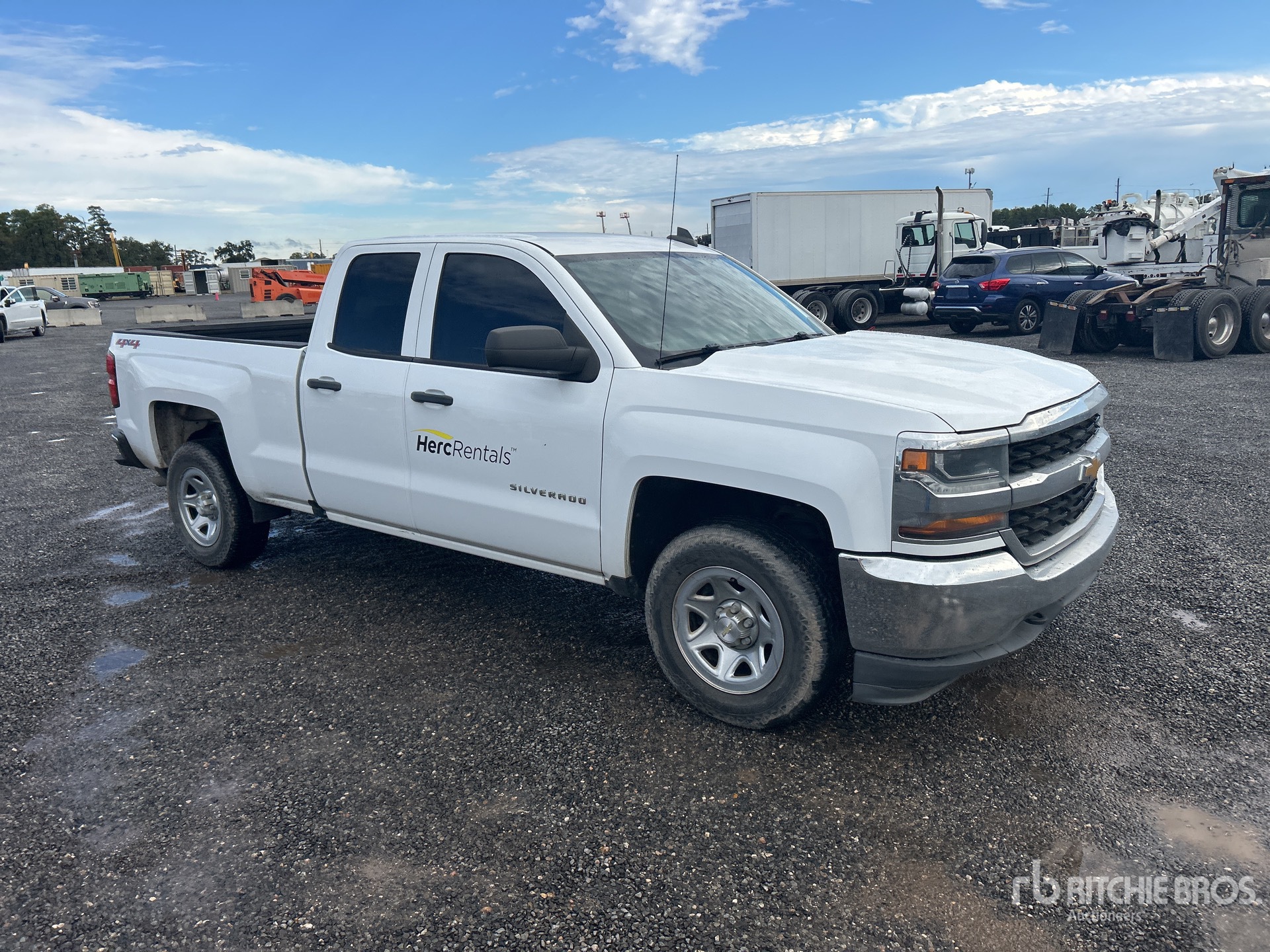 General Appearance with Picture, Right Front Corner