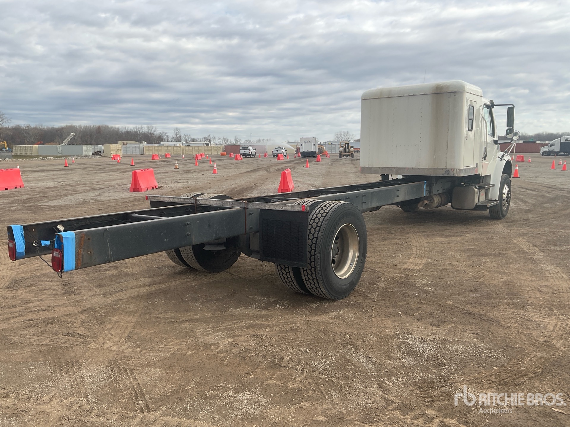 General Appearance with Imagen: esquina trasera derecha