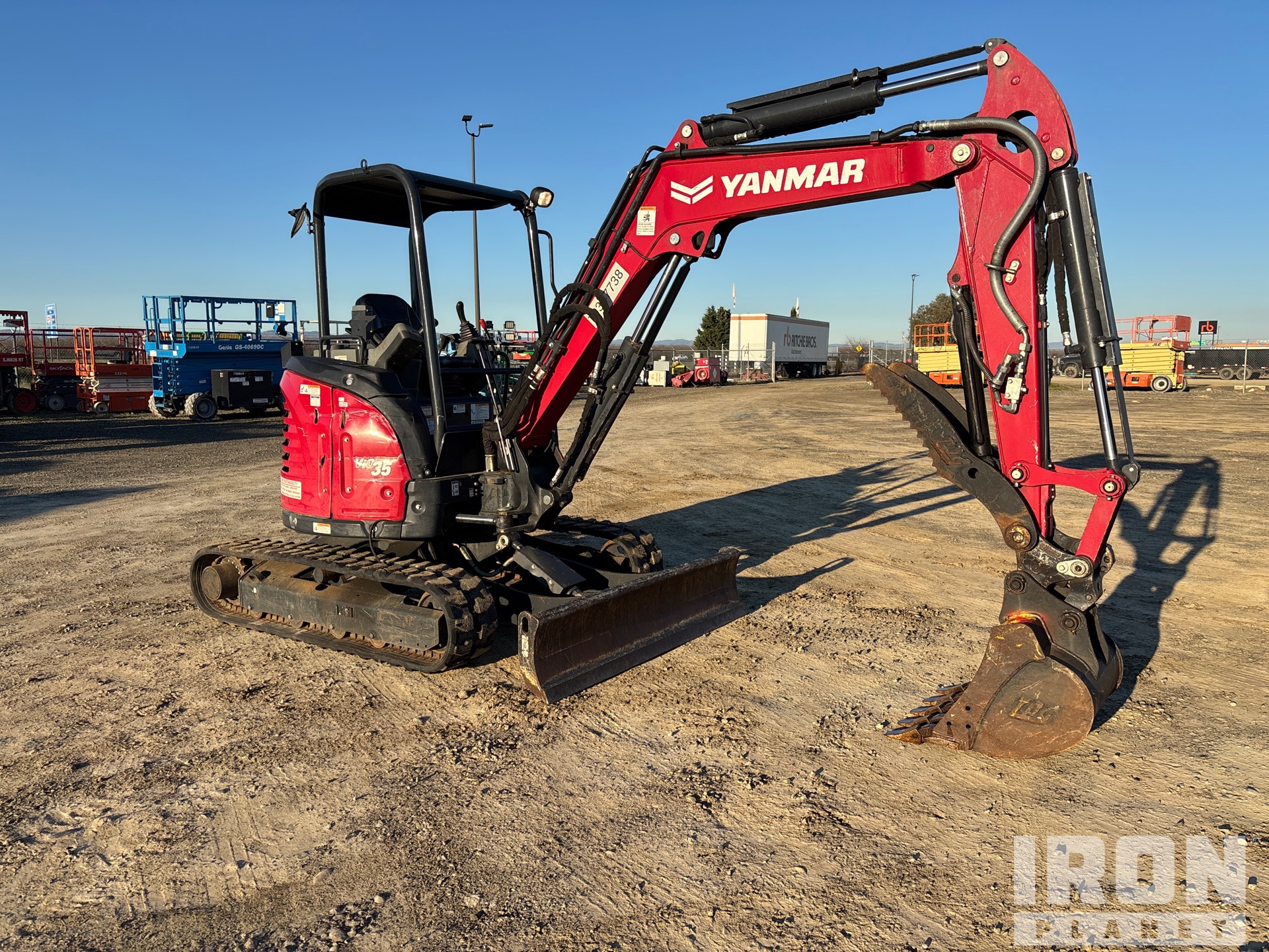 General Appearance with Picture, Right Front Corner