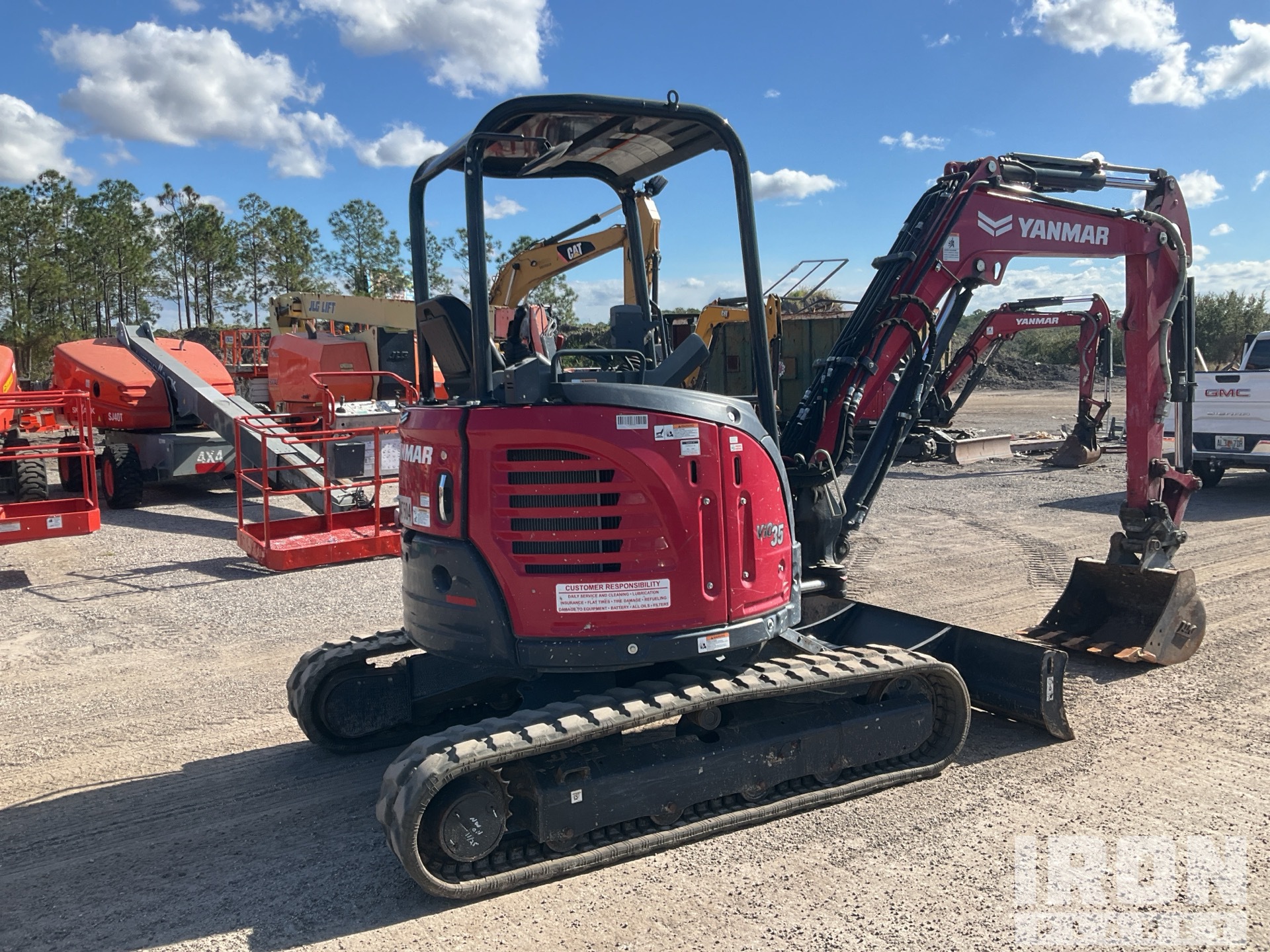 General Appearance with Picture, Right Rear Corner