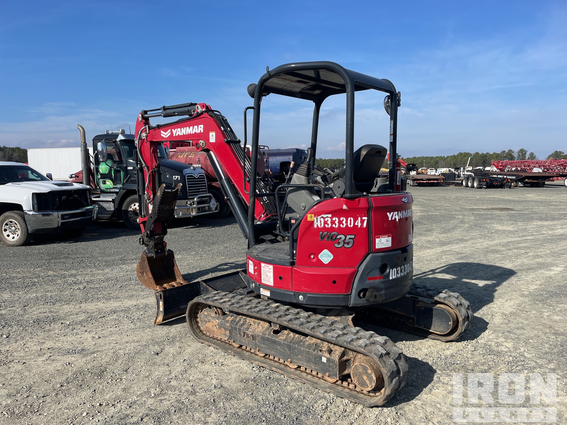 General Appearance with Bild, Ecke hinten links