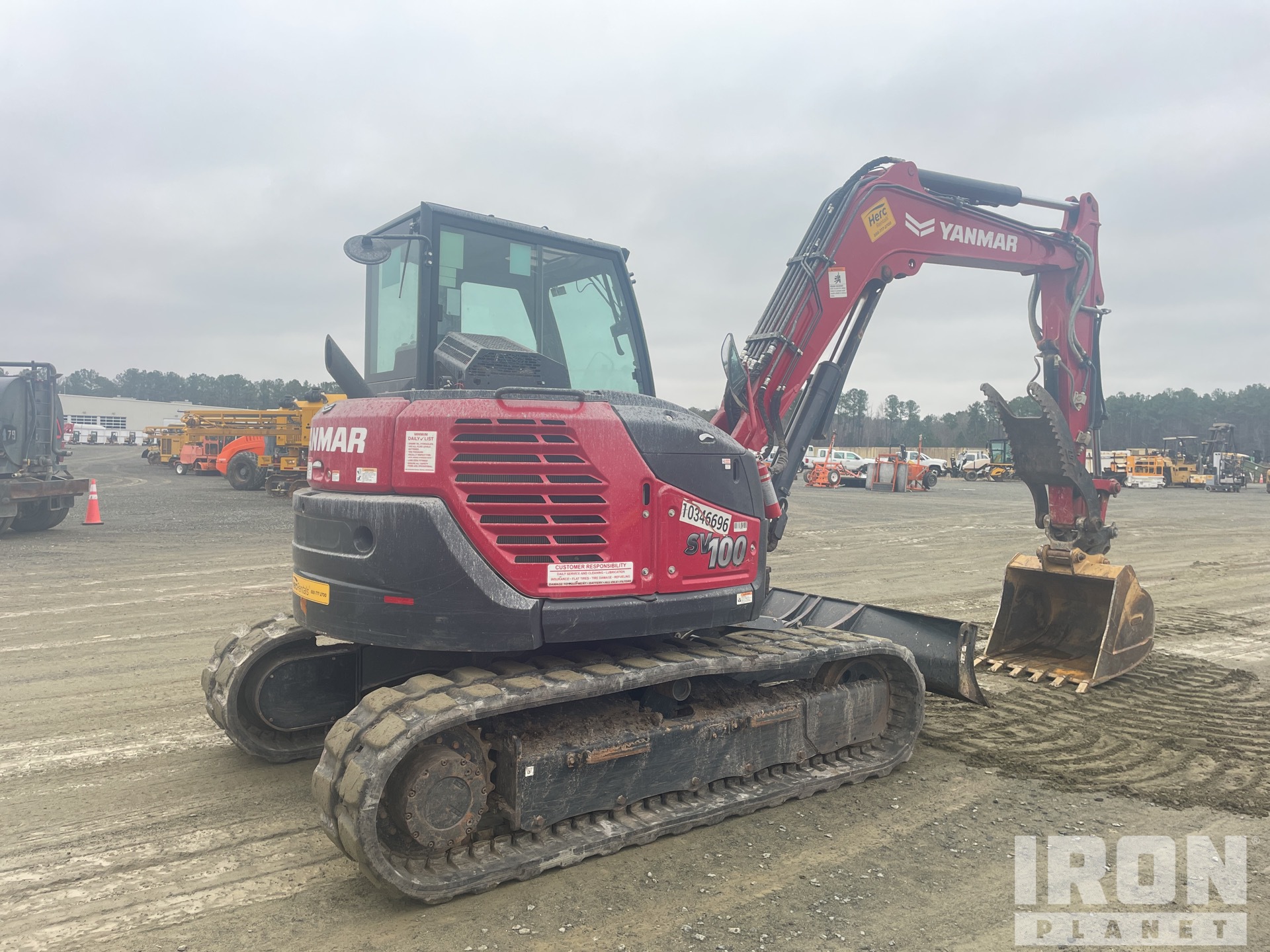 Aspect général with Image, coin arrière droit