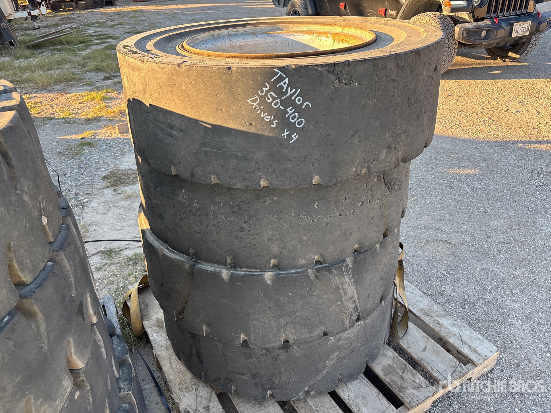 General Appearance with Zdjęcie, prawy dolny róg