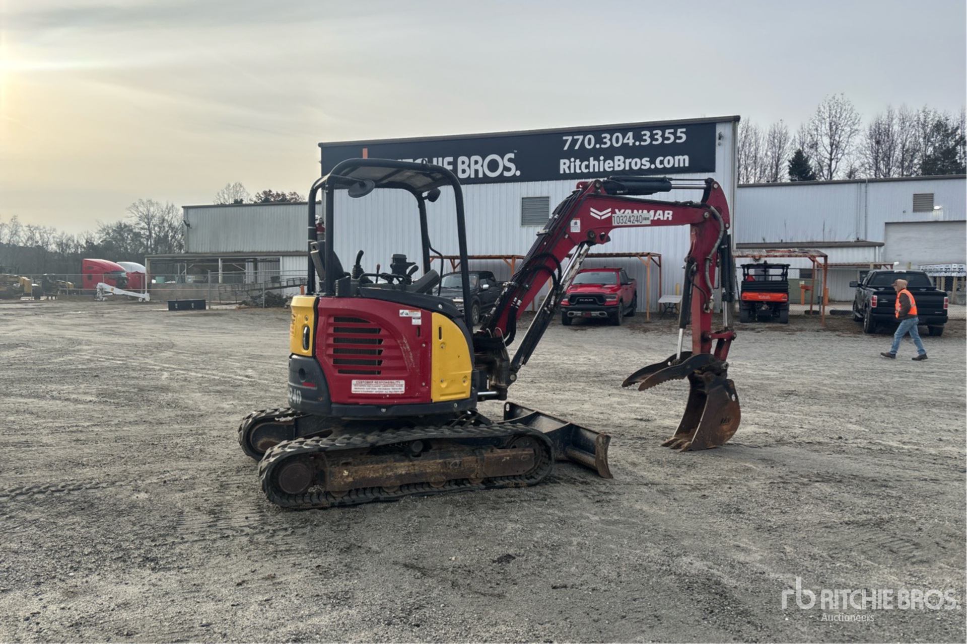 General Appearance with Picture, Right Rear Corner