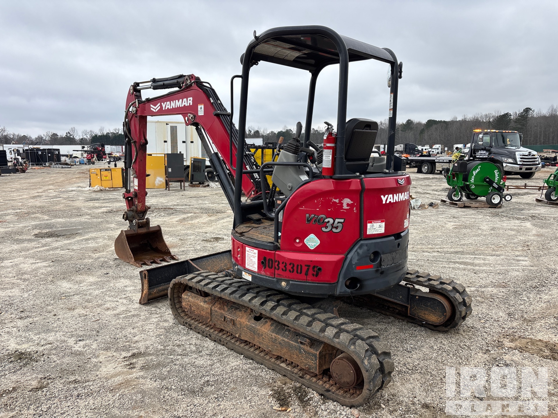 General Appearance with Picture, Left Rear Corner