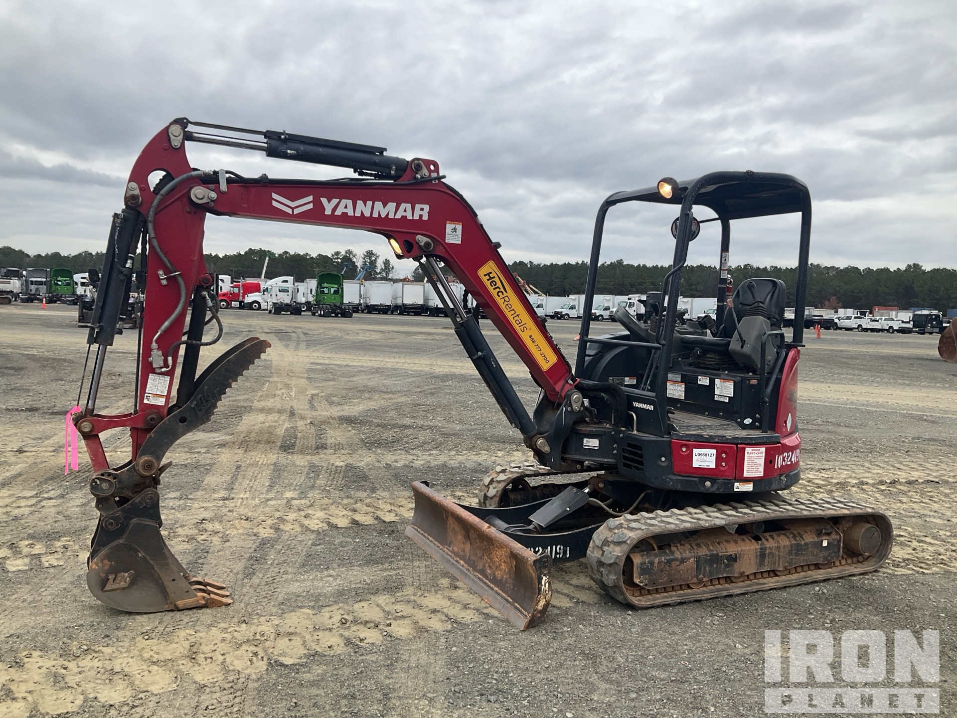 General Appearance with Picture, Left Front Corner