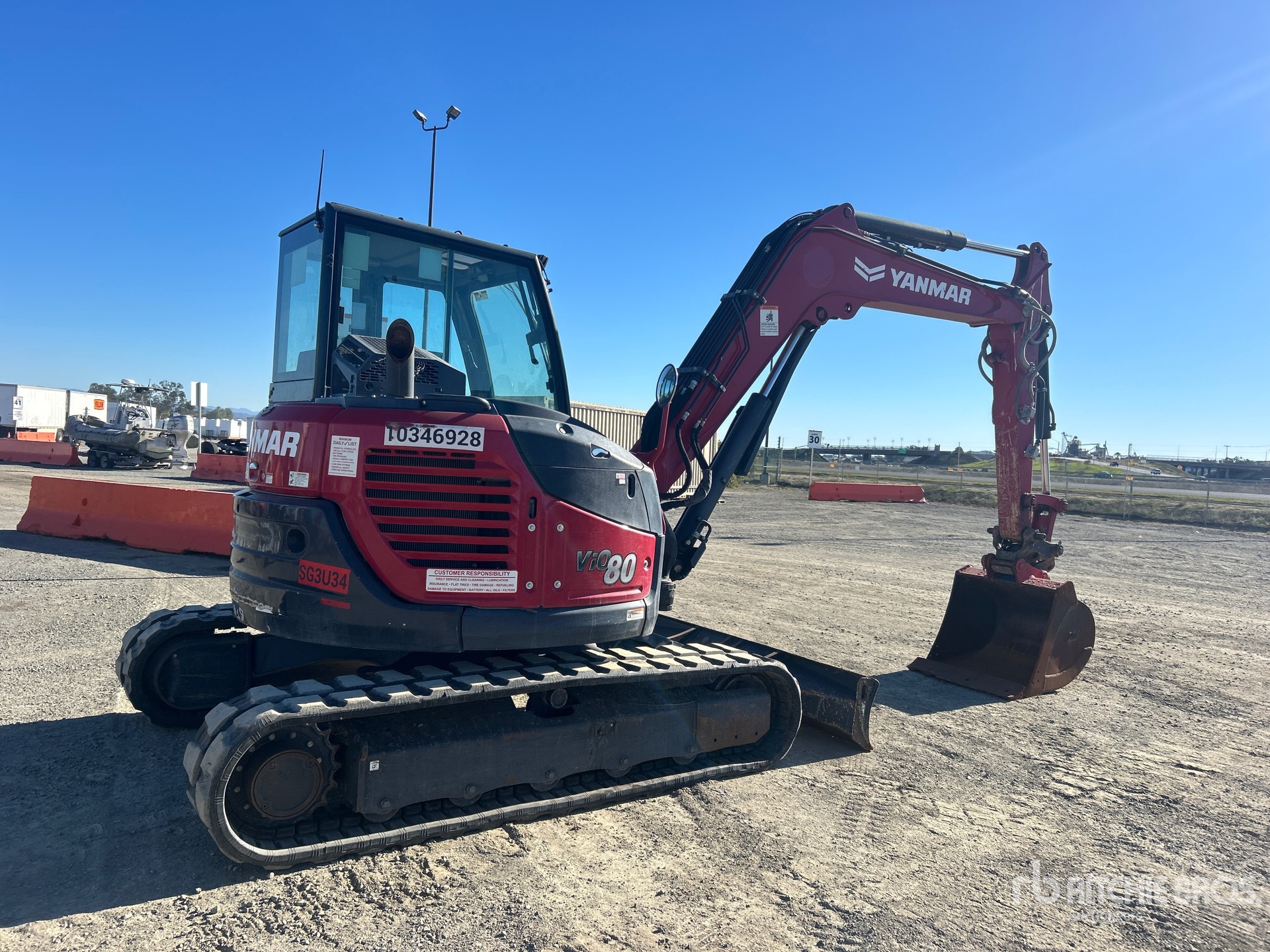 General Appearance with Imagen: esquina trasera derecha